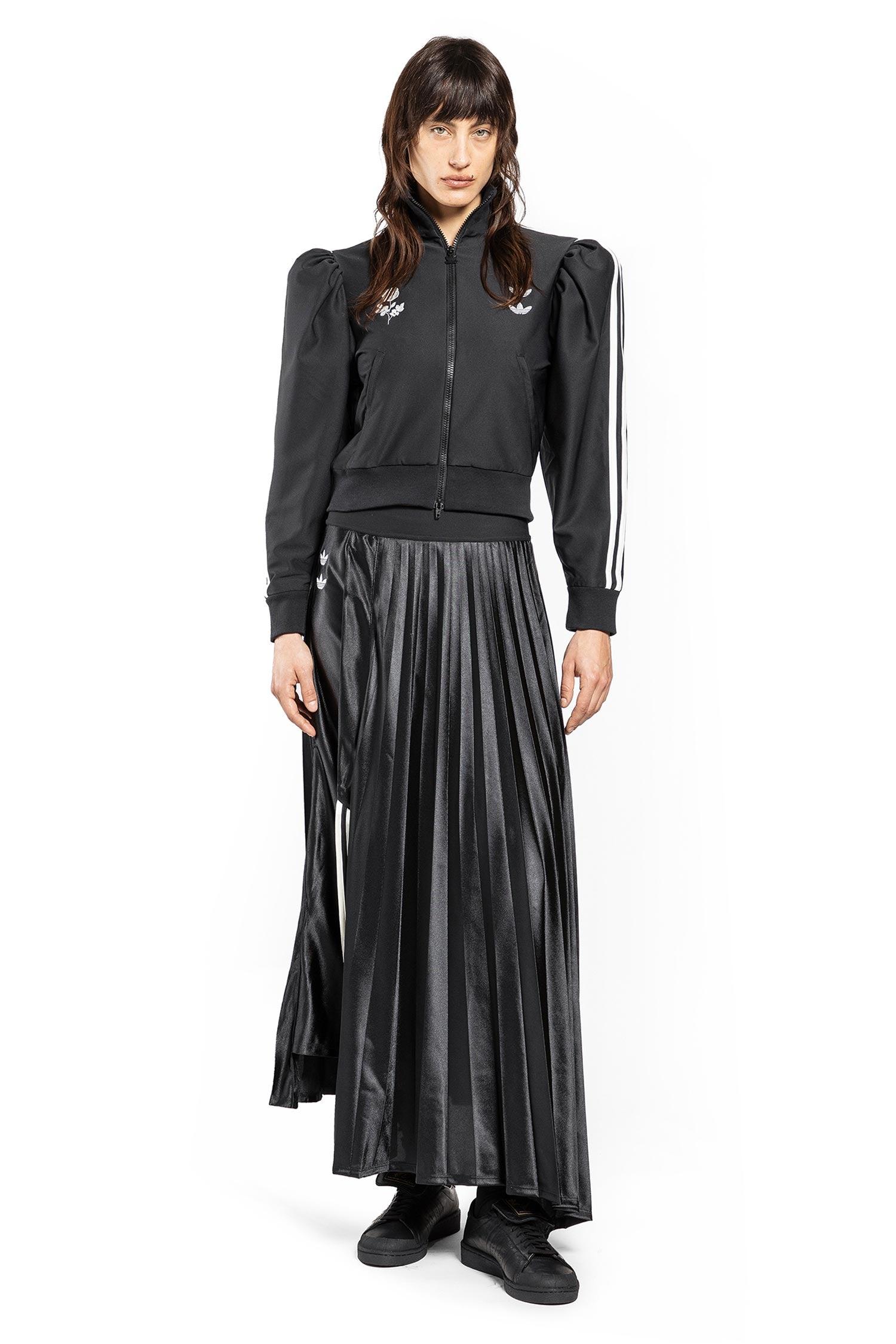 adidas Chavarria Pleated Skirt in Black | Lyst