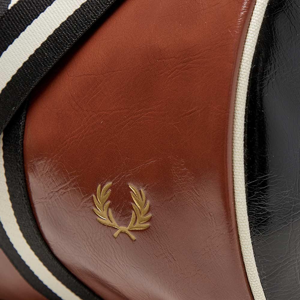 Fred Perry Contrast Colour Barrel Bag in Brown for Men - Lyst