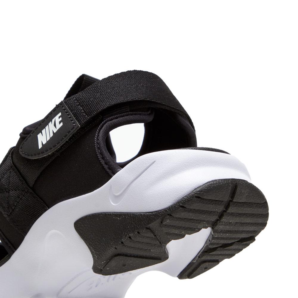 Nike Canyon Sandal in Black for Men | Lyst