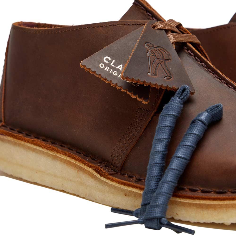 Fahrenheit Hvad skole Clarks Desert Trek Shoes in Brown for Men | Lyst