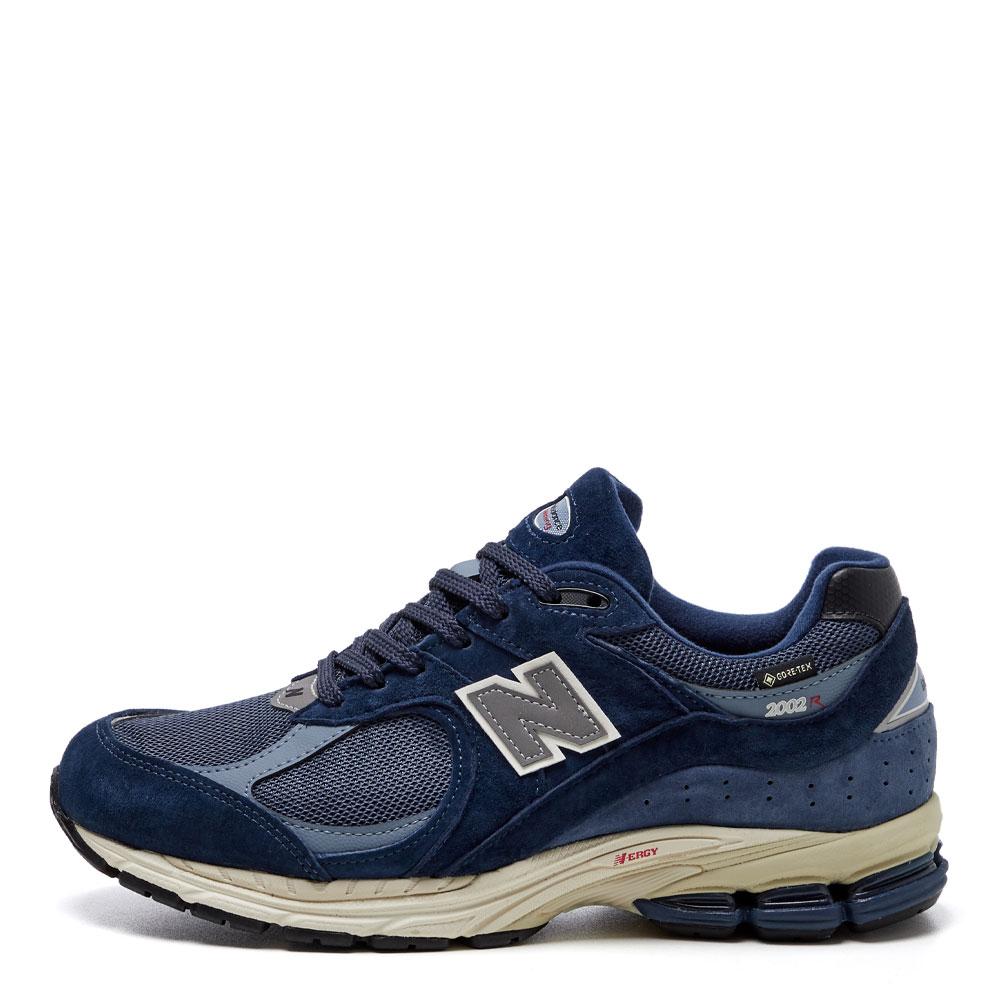 New Balance 2002r Goretex Trainers in Blue for Men Lyst UK
