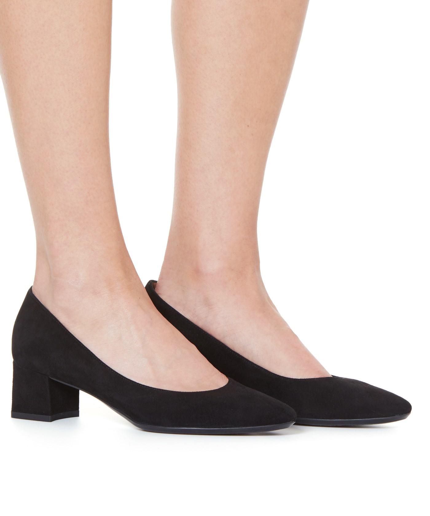 black birkenstocks with backstrap