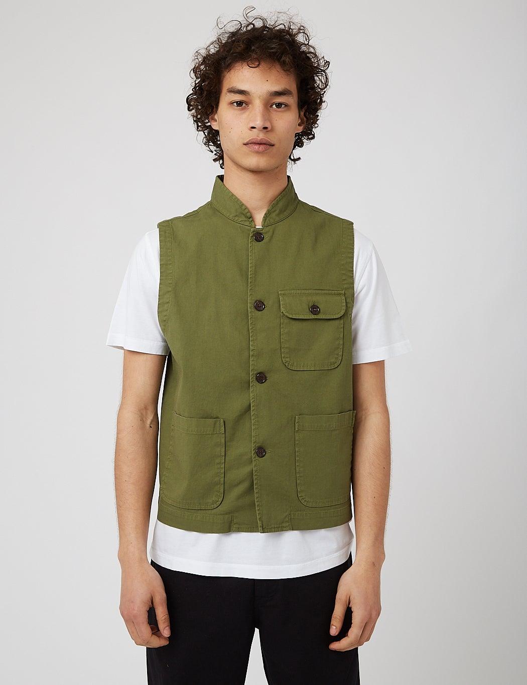 universal works vest