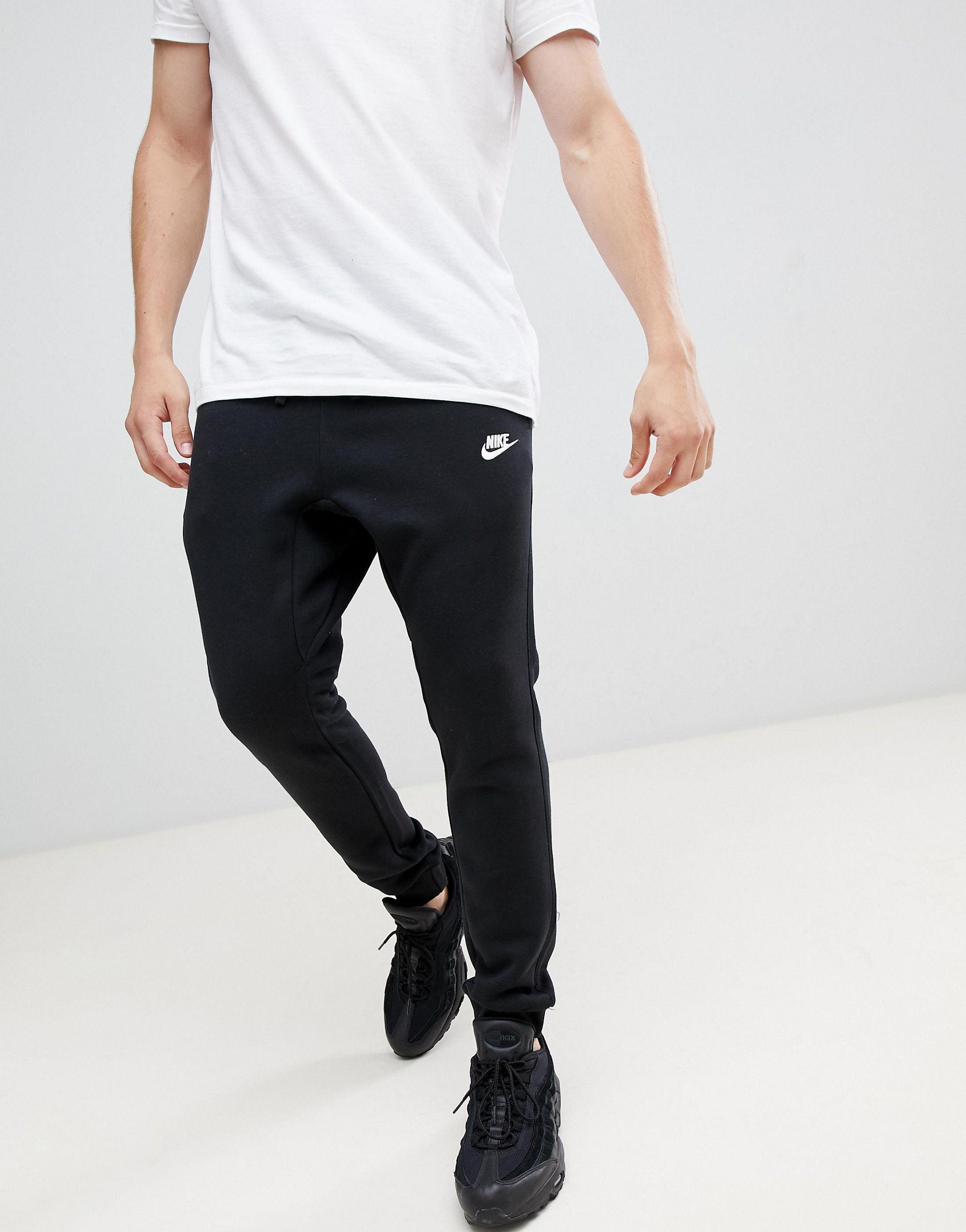 Nike Cotton Cuffed Club jogger in Black for Men - Lyst