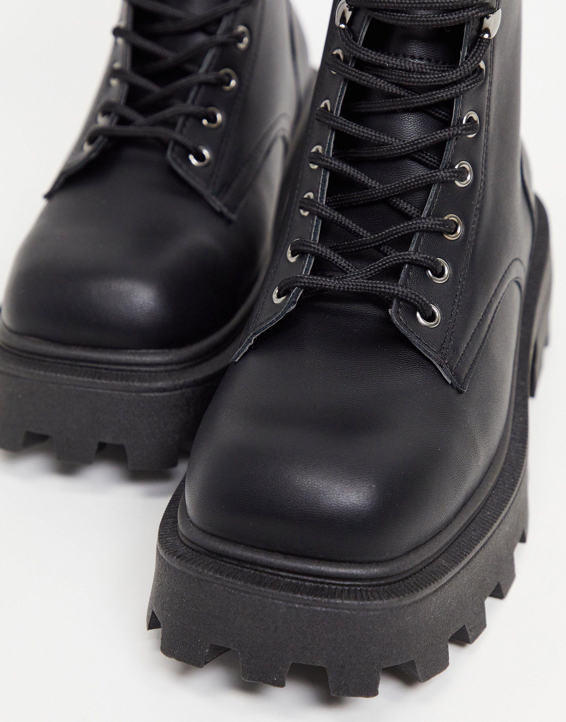 true square toe lace up