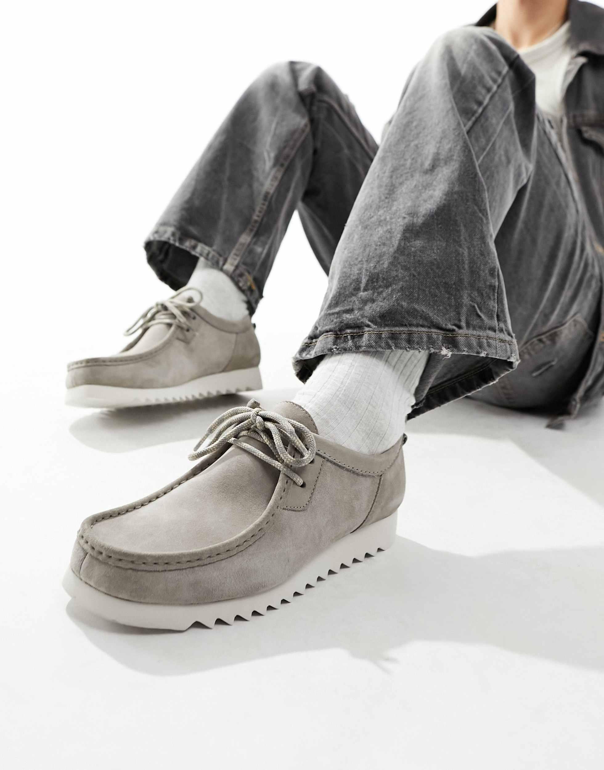 Clarks Clarks Wallabee Ftre Lo Shoes in Grey for Men | Lyst Australia