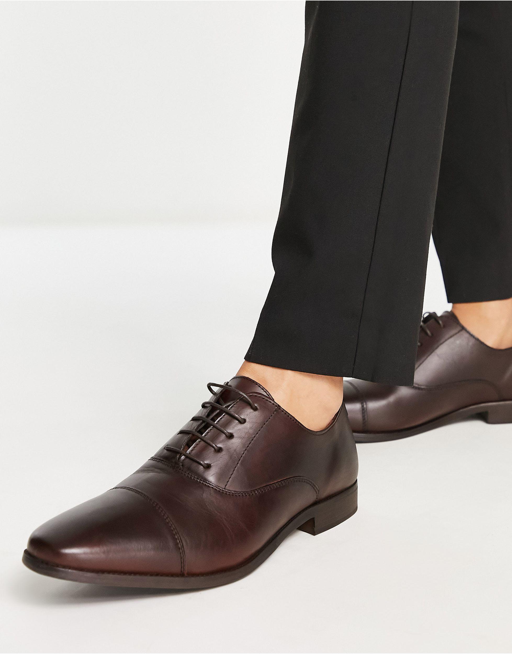 Red Tape Wide Fit Oxford Leather Lace 