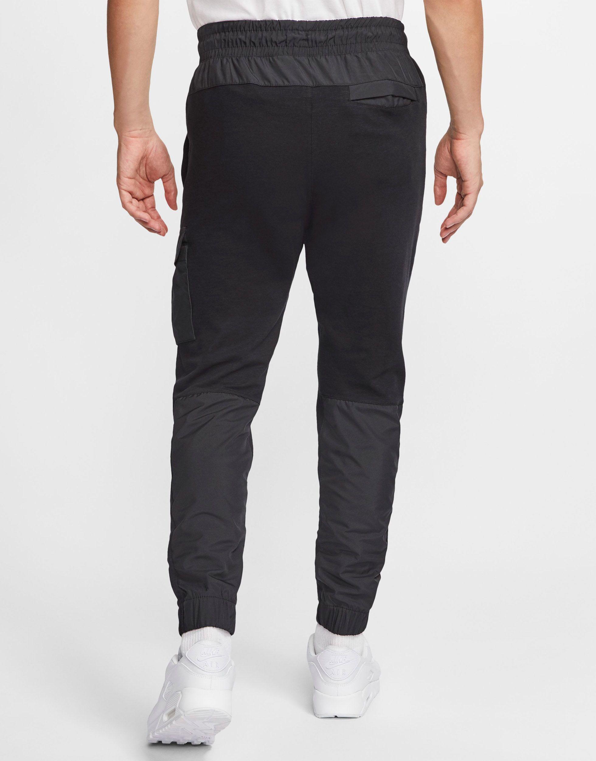 Nike lightweight utility cargo joggers in black new arrivals