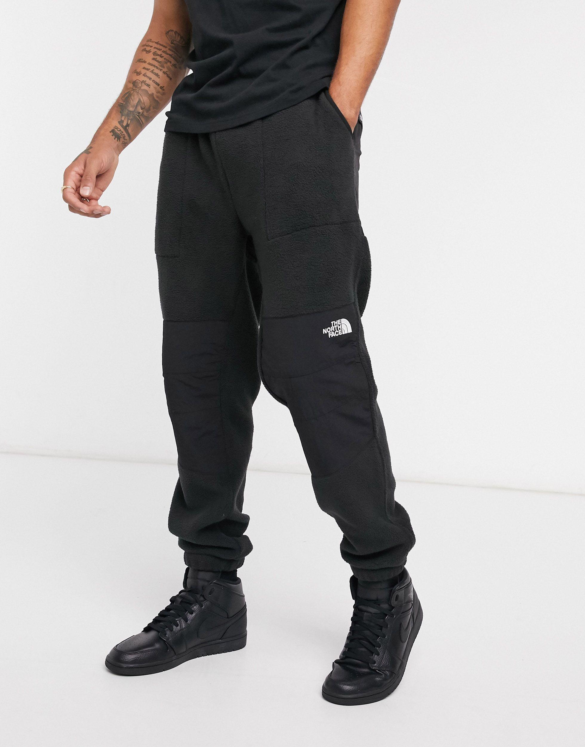 The North Face Denali joggers in Black for Men Lyst Australia