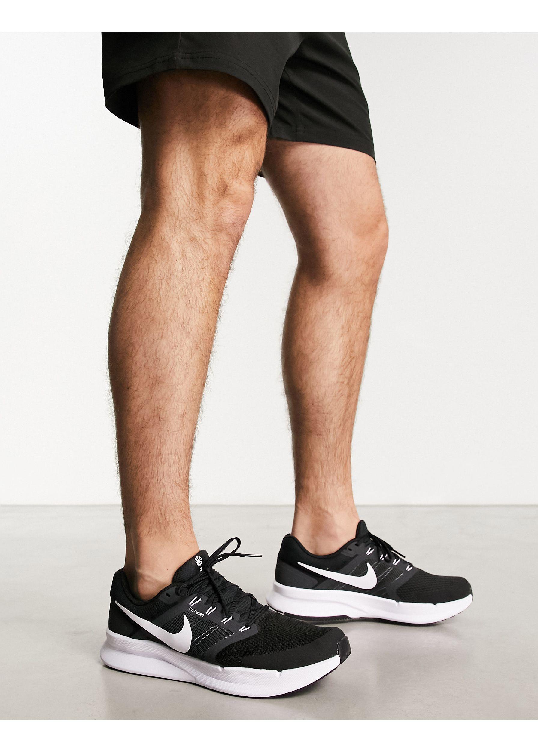 Bezwaar cijfer Sport Nike Run Swift 3 Trainers in Black for Men | Lyst