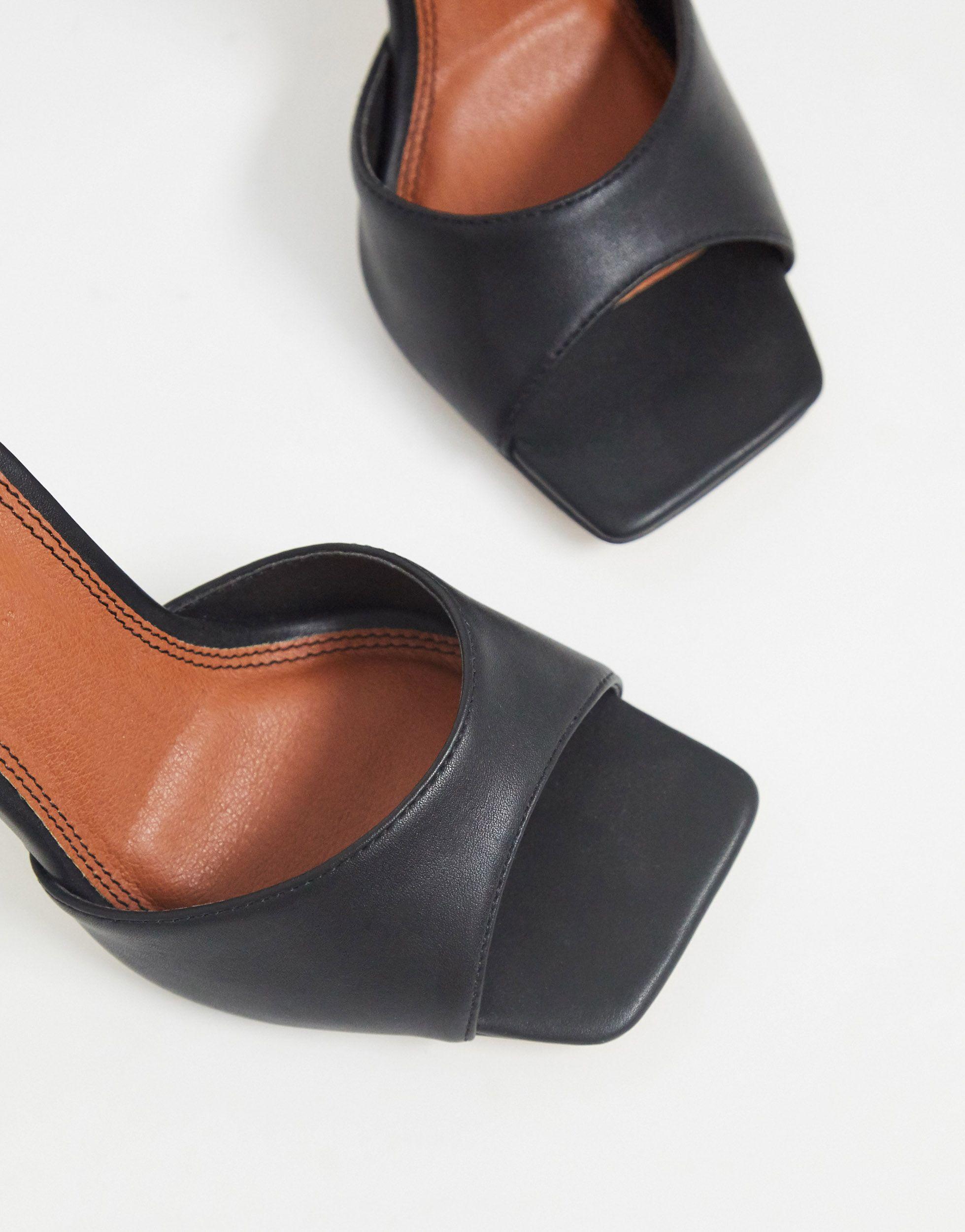 black square mules