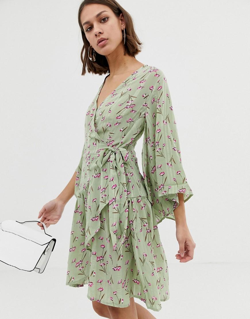 UNIQUE21 Synthetic Floral Kimono Sleeve Wrap Dress in Green - Lyst