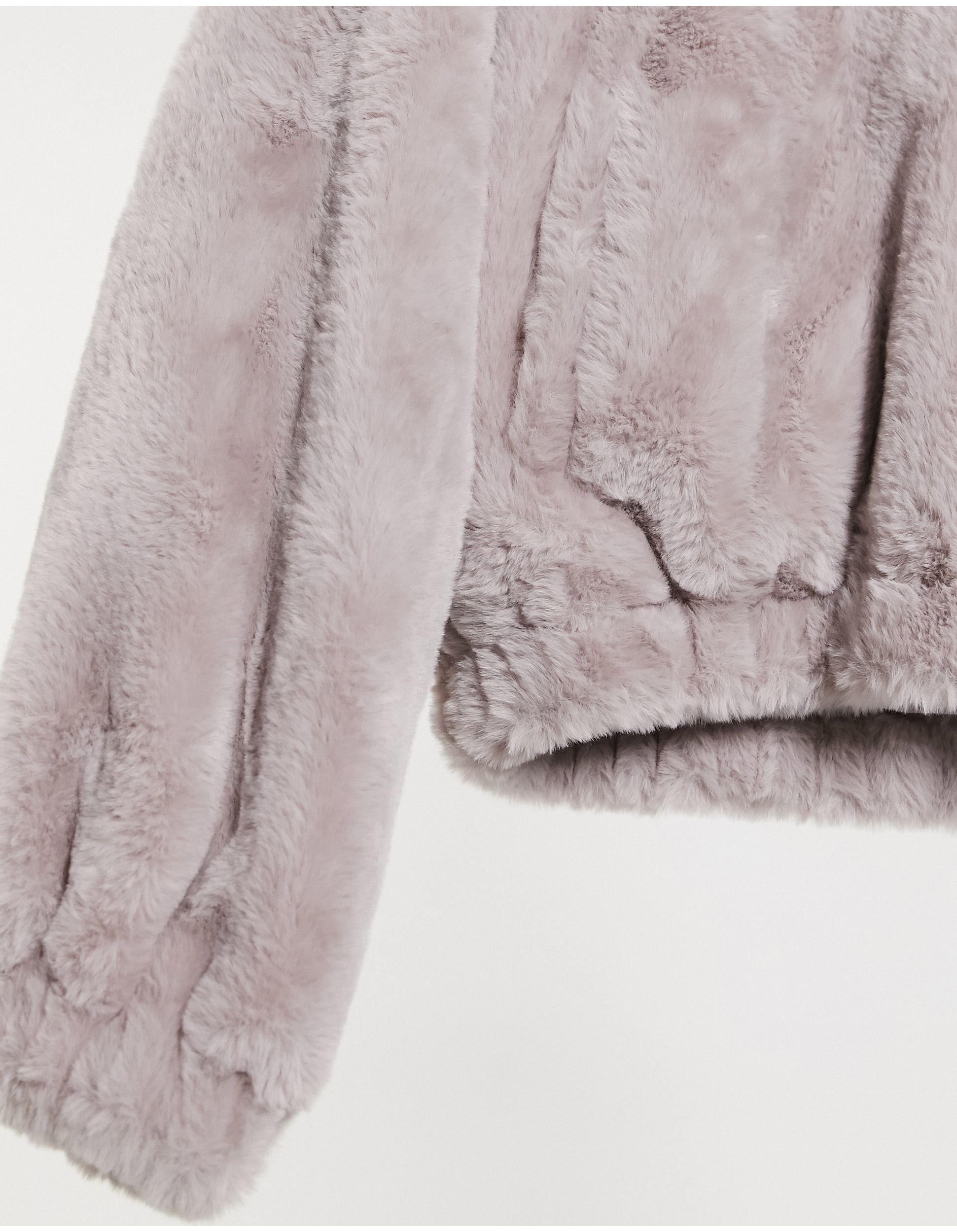 Bershka Faux Fur Cropped Jacket in Purple | Lyst