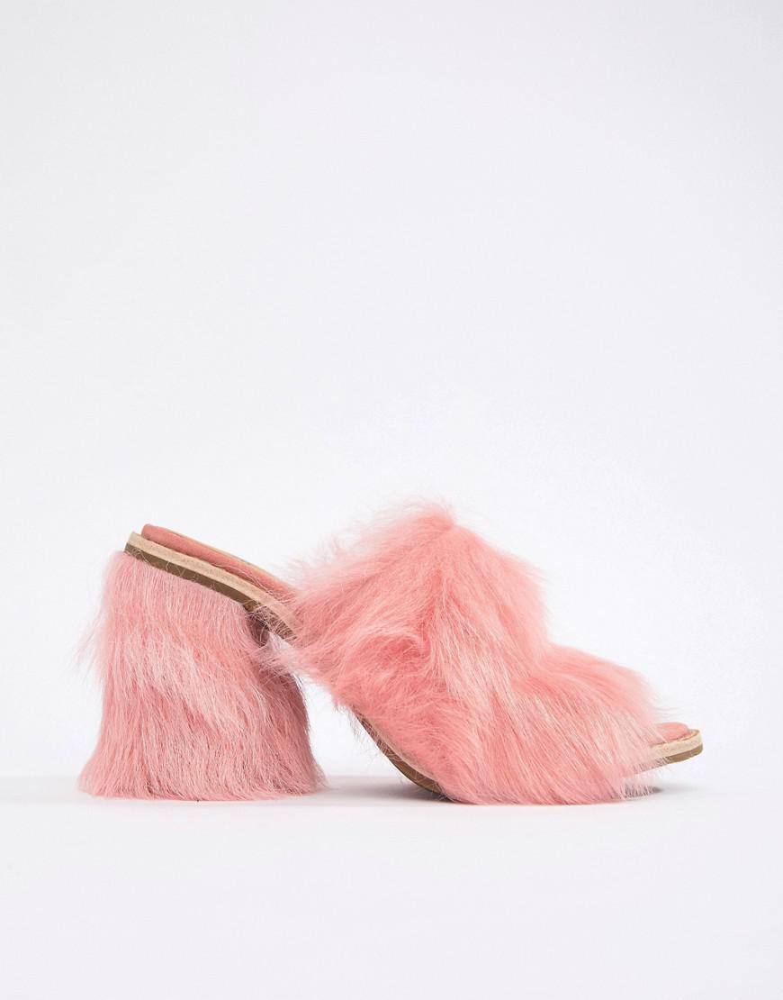 UGG Exclusive Rosa Fluff Heeled Mules in Pink | Lyst