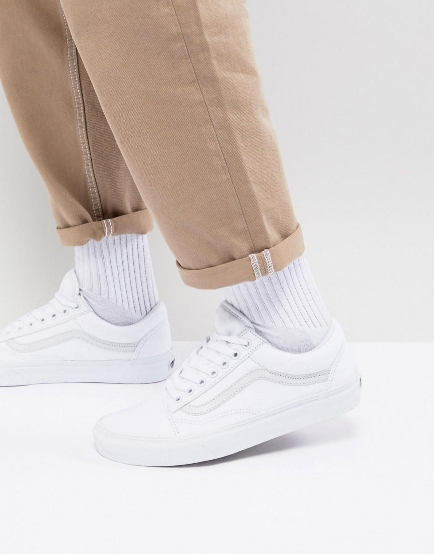 vans old skool triple white