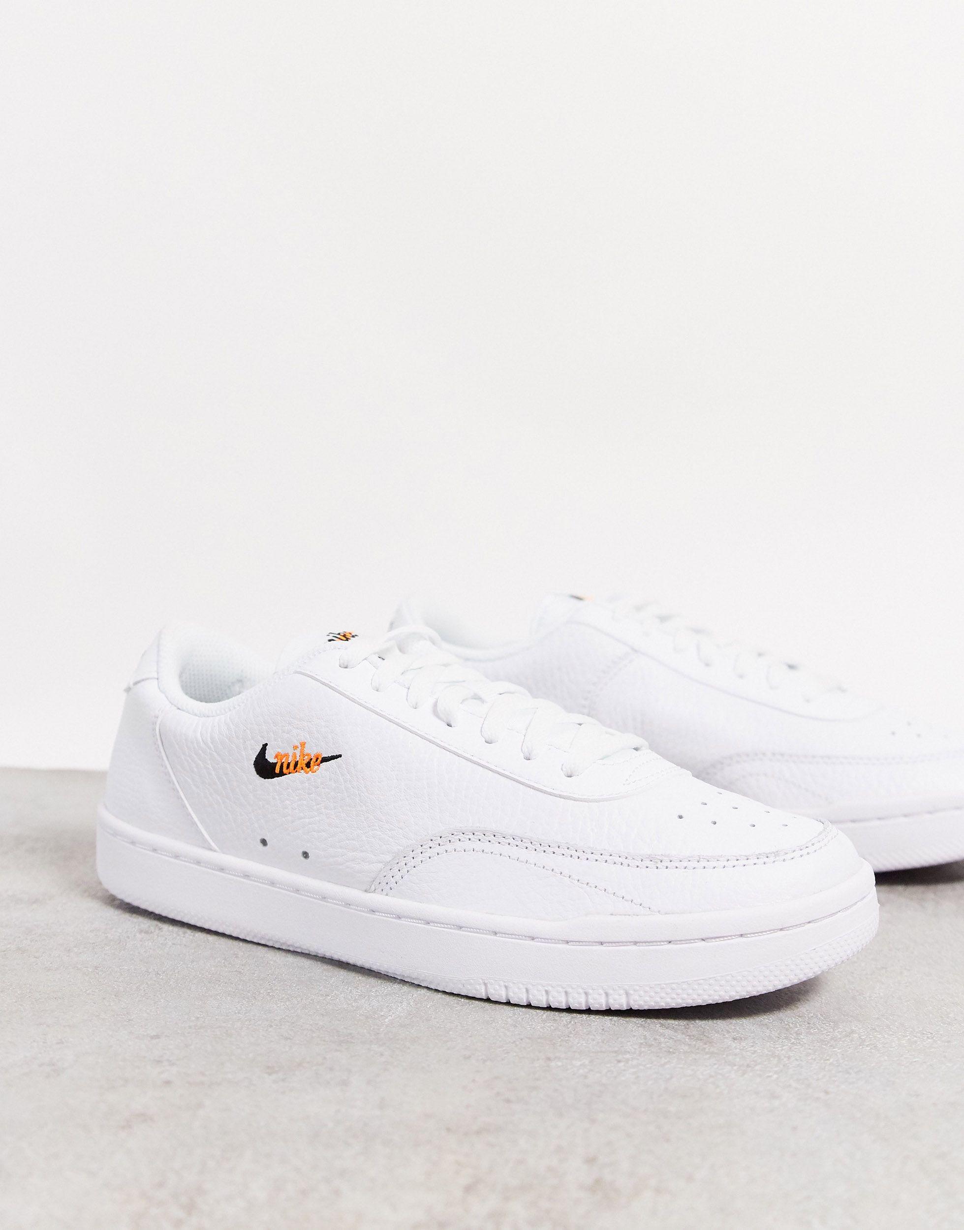 nike vintage court premium