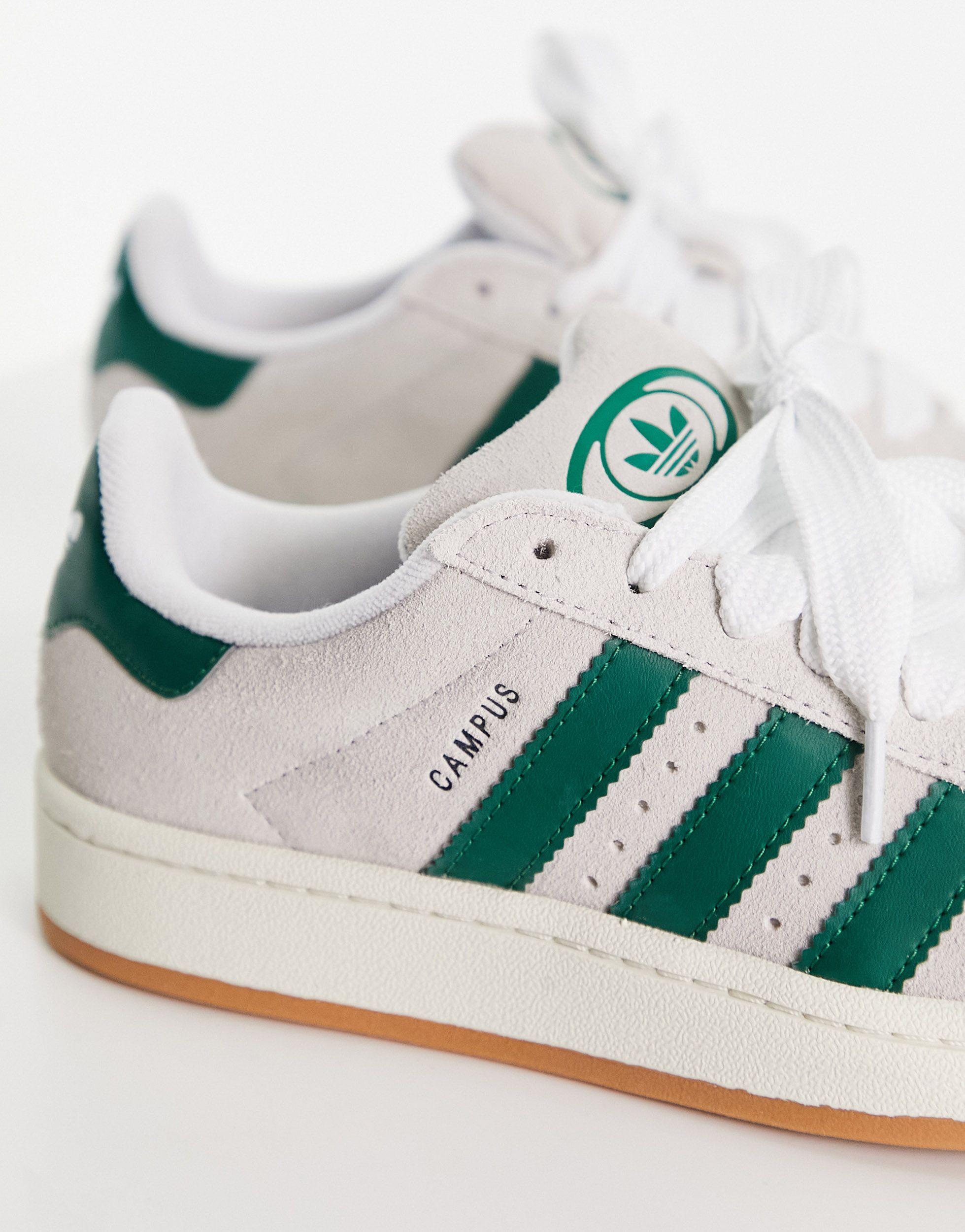 Adidas scarpe bianche e verdi 2025