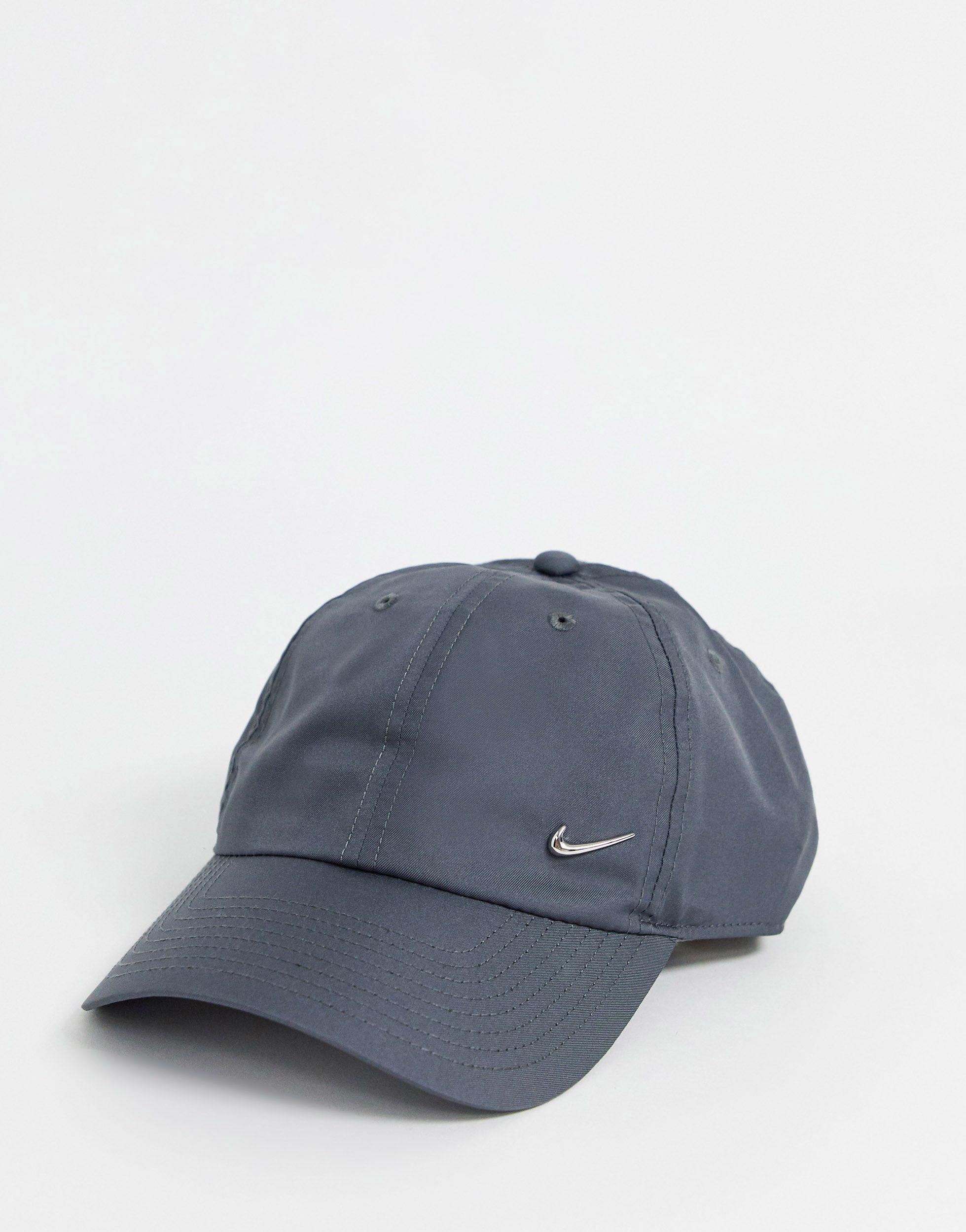 Nike Metal Swoosh Cap in Gray | Lyst