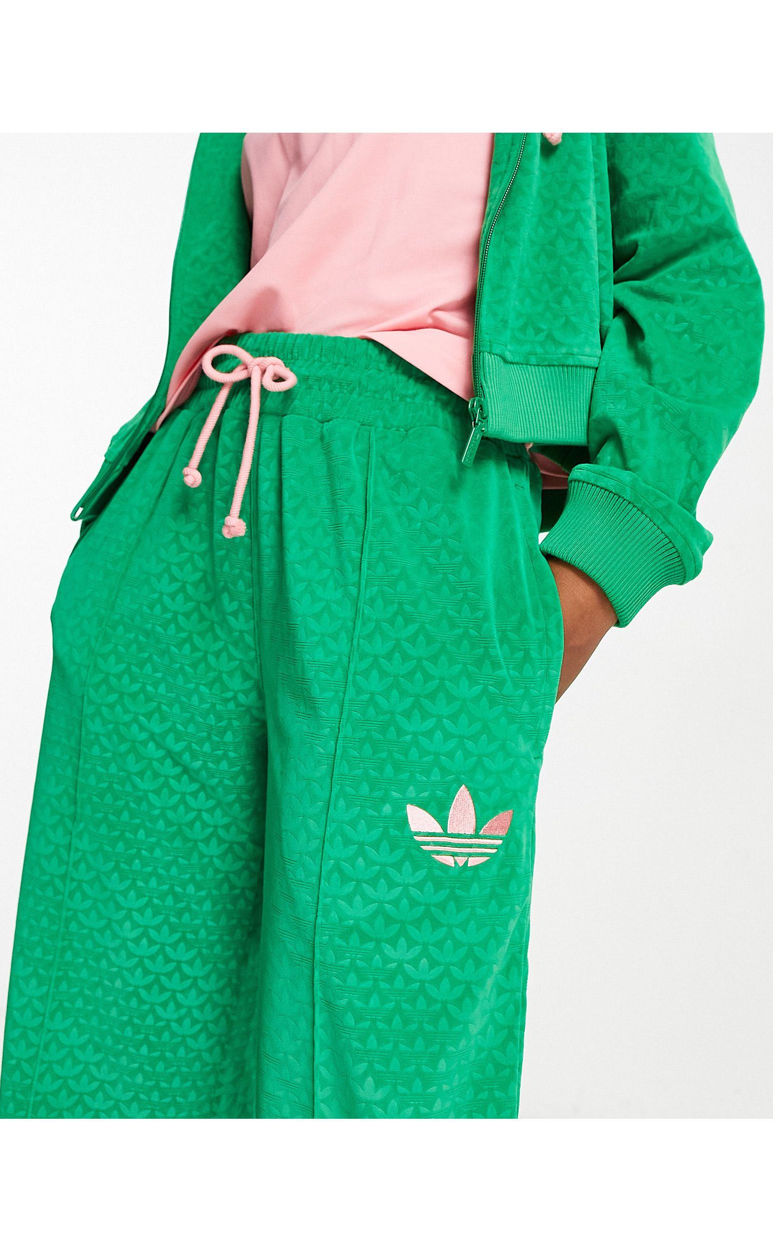 adidas Originals 'adicolor 70s' Velour Track Pant in Green | Lyst