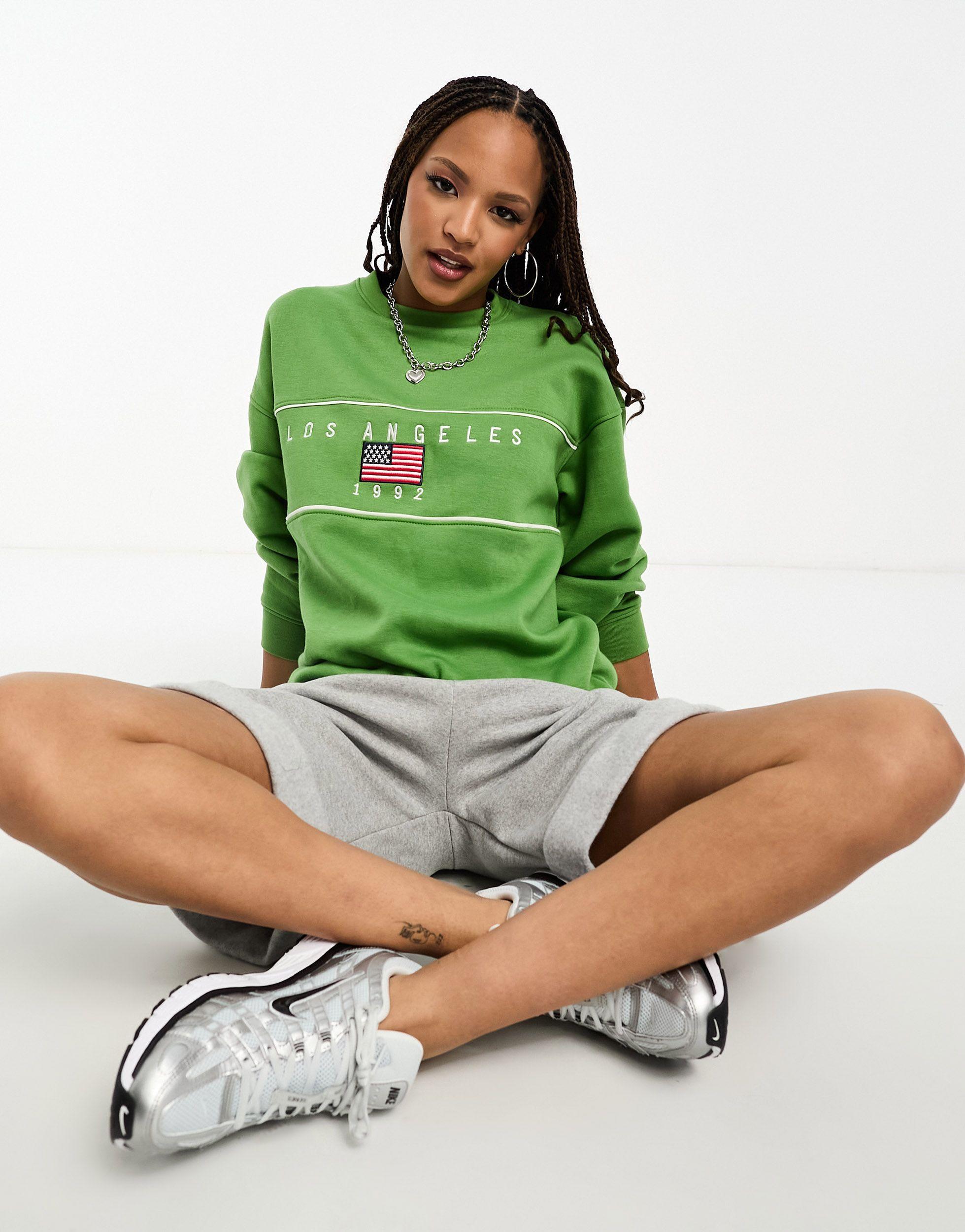 Daisy Street Relaxed Sweatshirt With La Graphic in Green Lyst