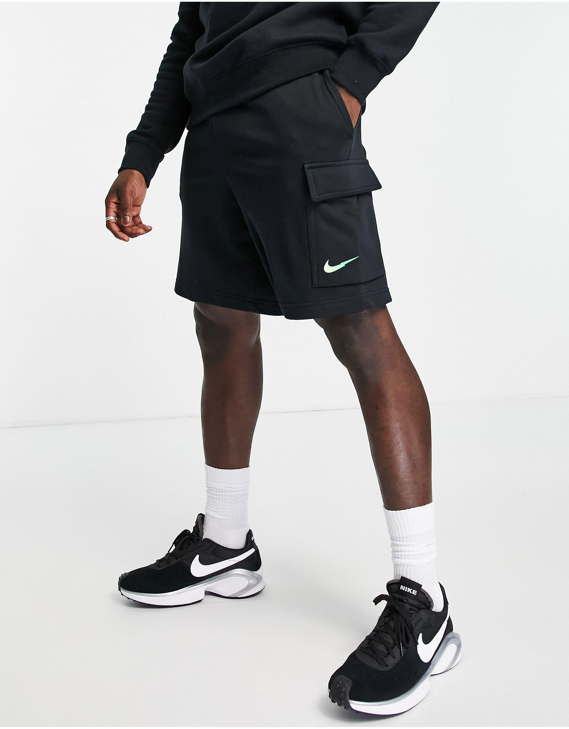 Nike – cargo-shorts aus fleece mit zickzack-logo in Schwarz für Herren -  Lyst