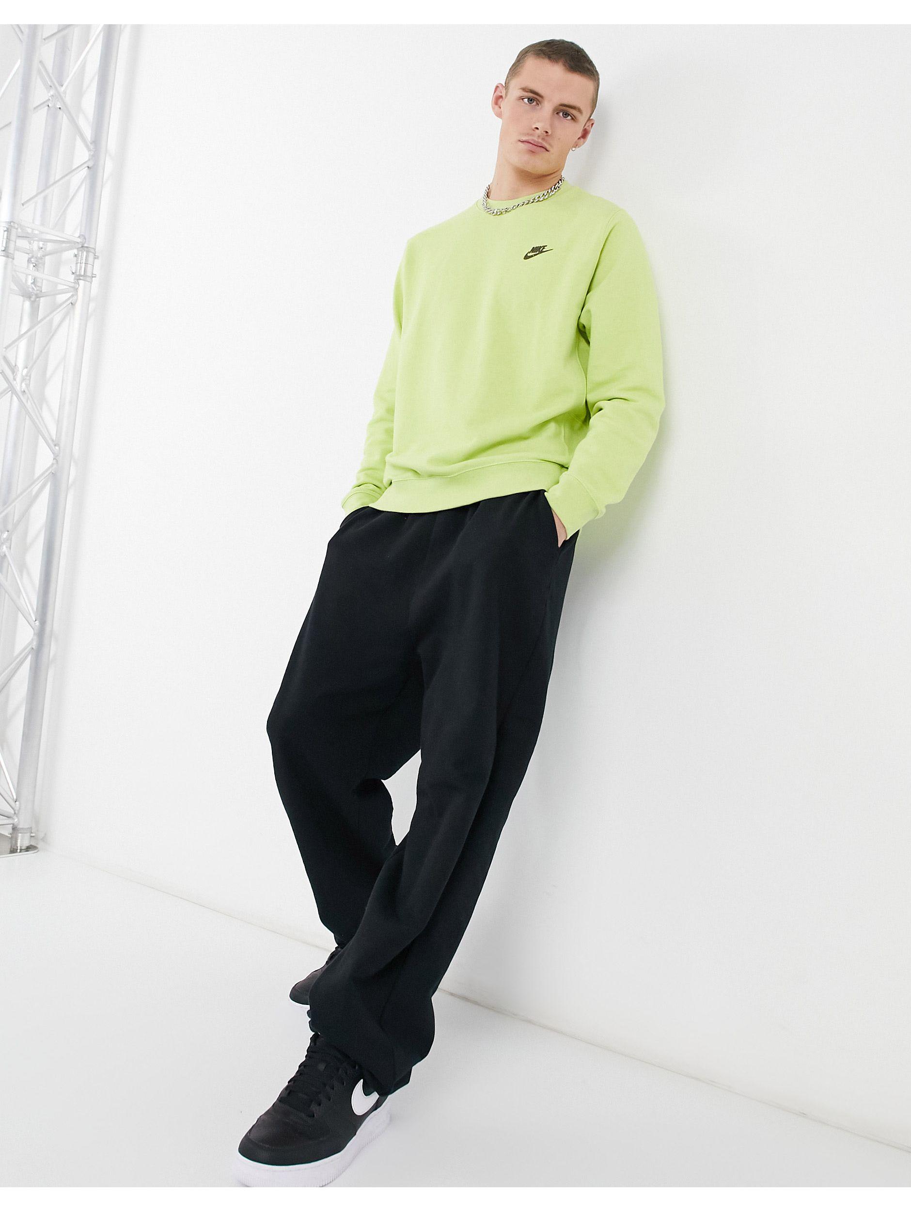 Sudadera verde lima pálida con cuello redondo revival Nike de hombre de  color Verde | Lyst