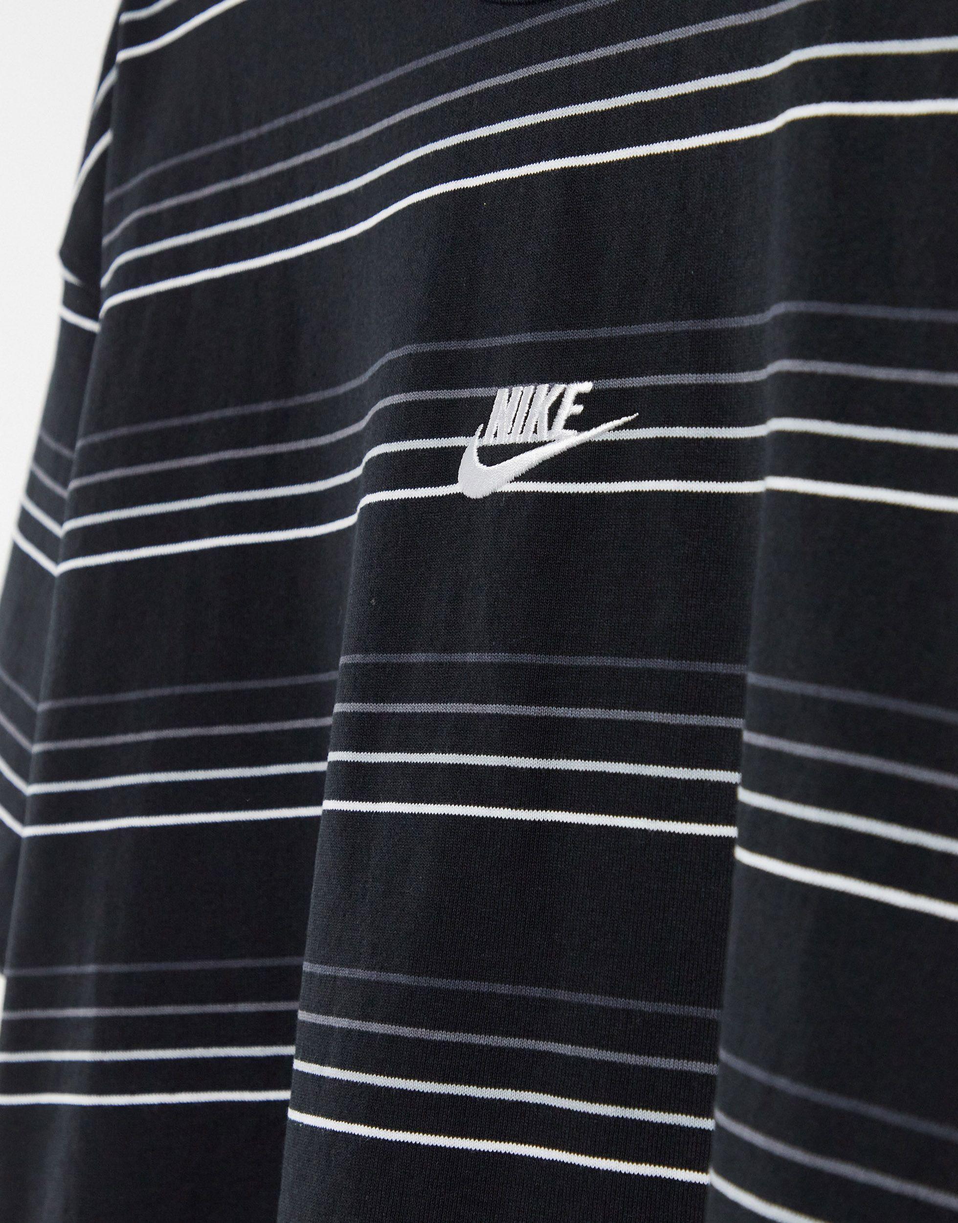 nike oversized stripe t shirt