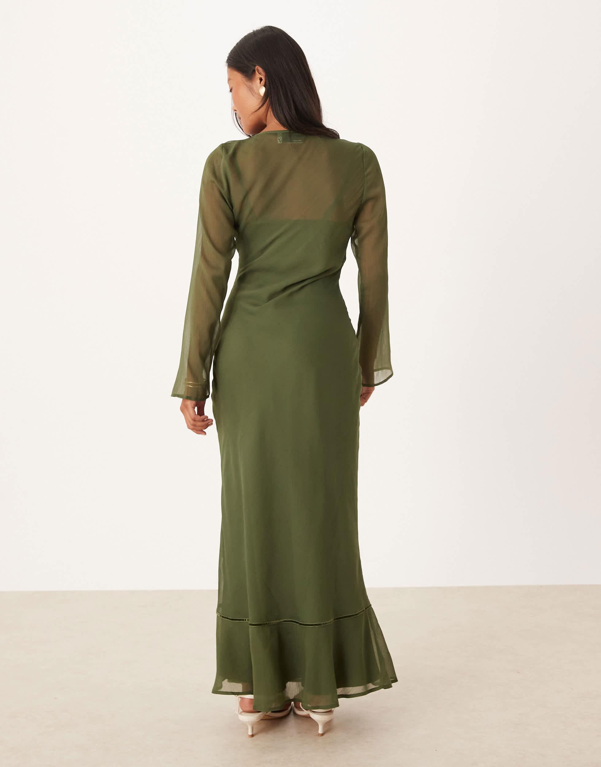 ASOS Asos Design Petite Ruched Bust Scoop Long Sleeve Maxi Dress in Green |  Lyst