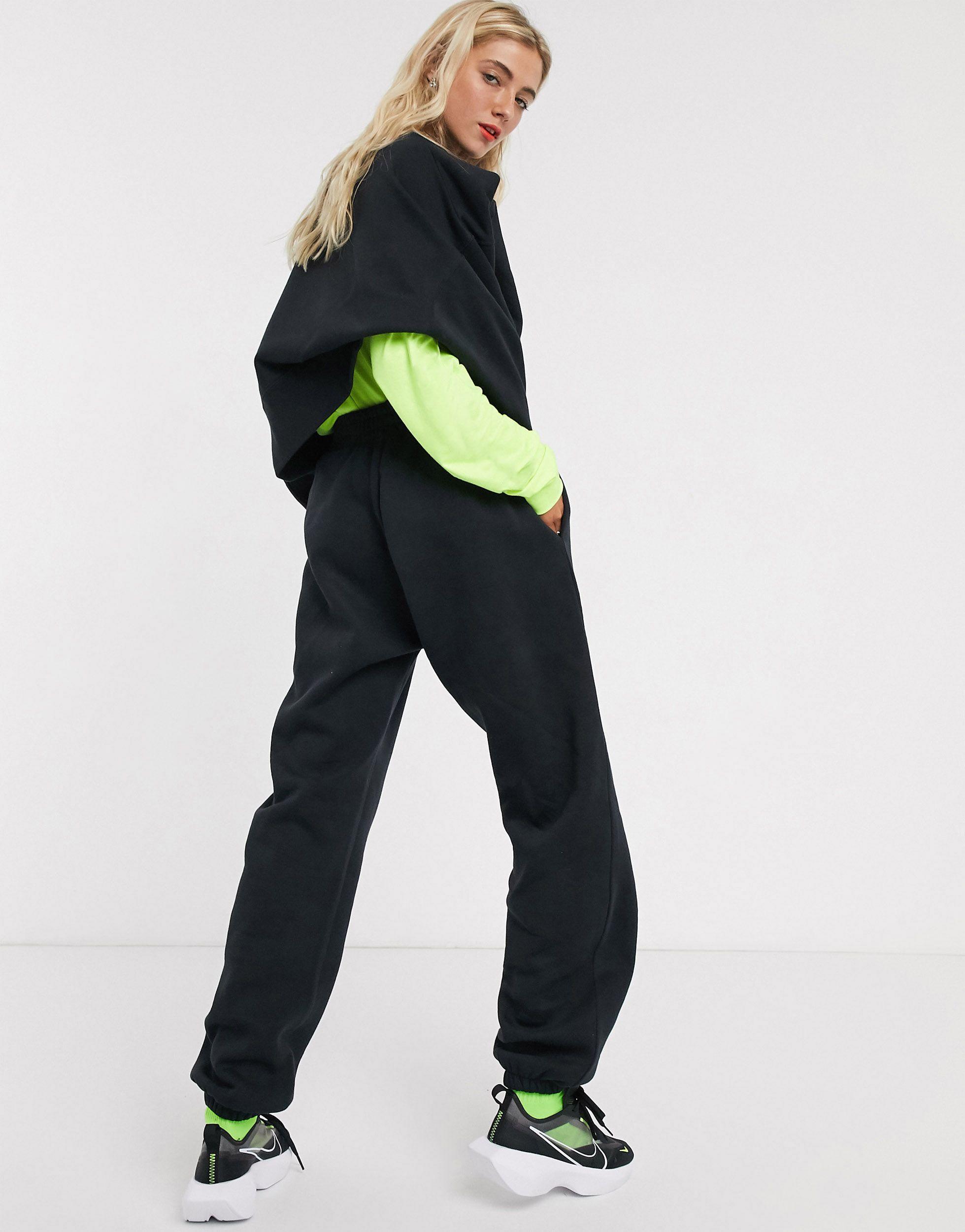 Jogger oversize à petit logo virgule Coton Nike en coloris Noir - 19 % de  réduction - Lyst