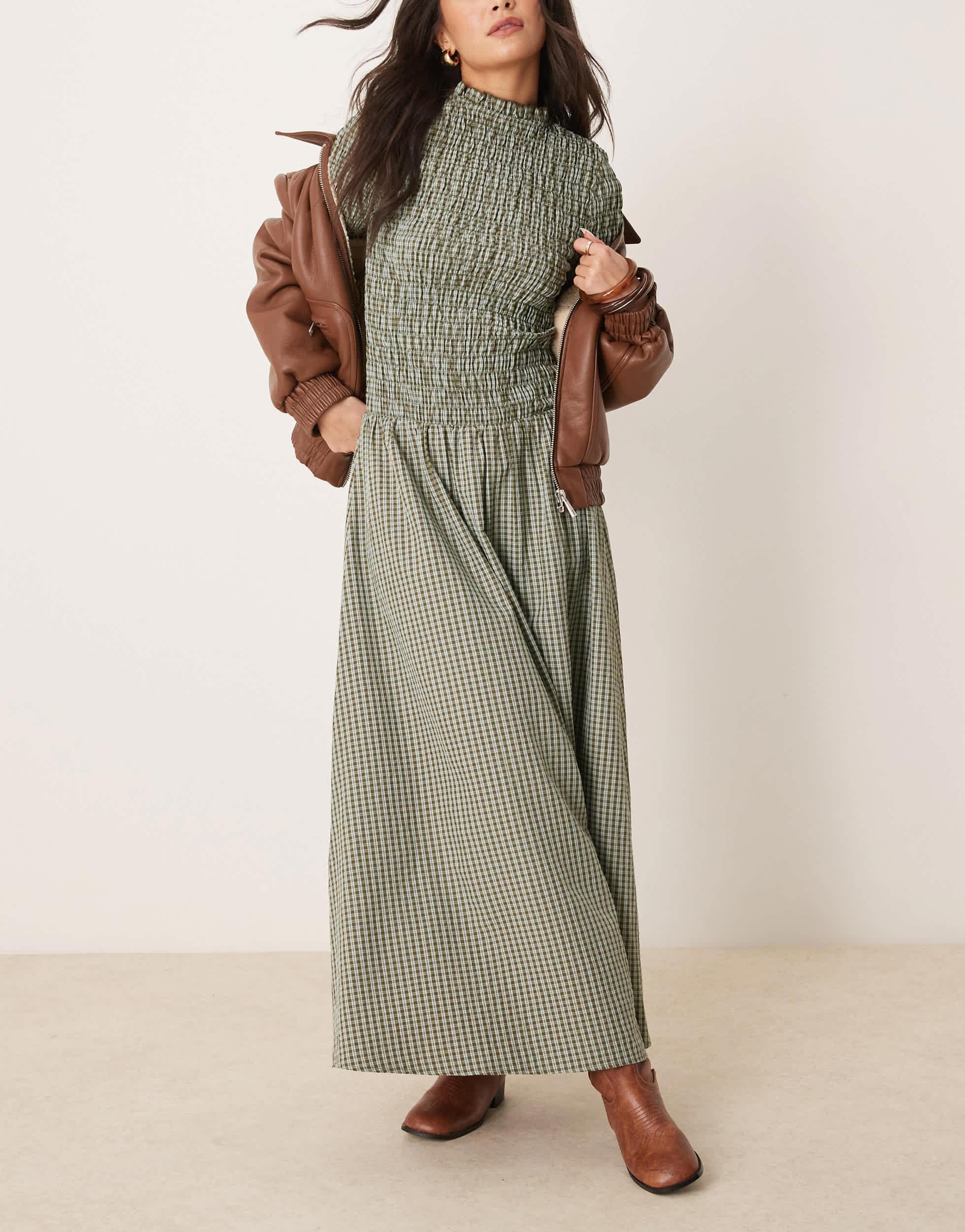 Glamorous Long Sleeve Shirred Maxi Dress in Natural | Lyst