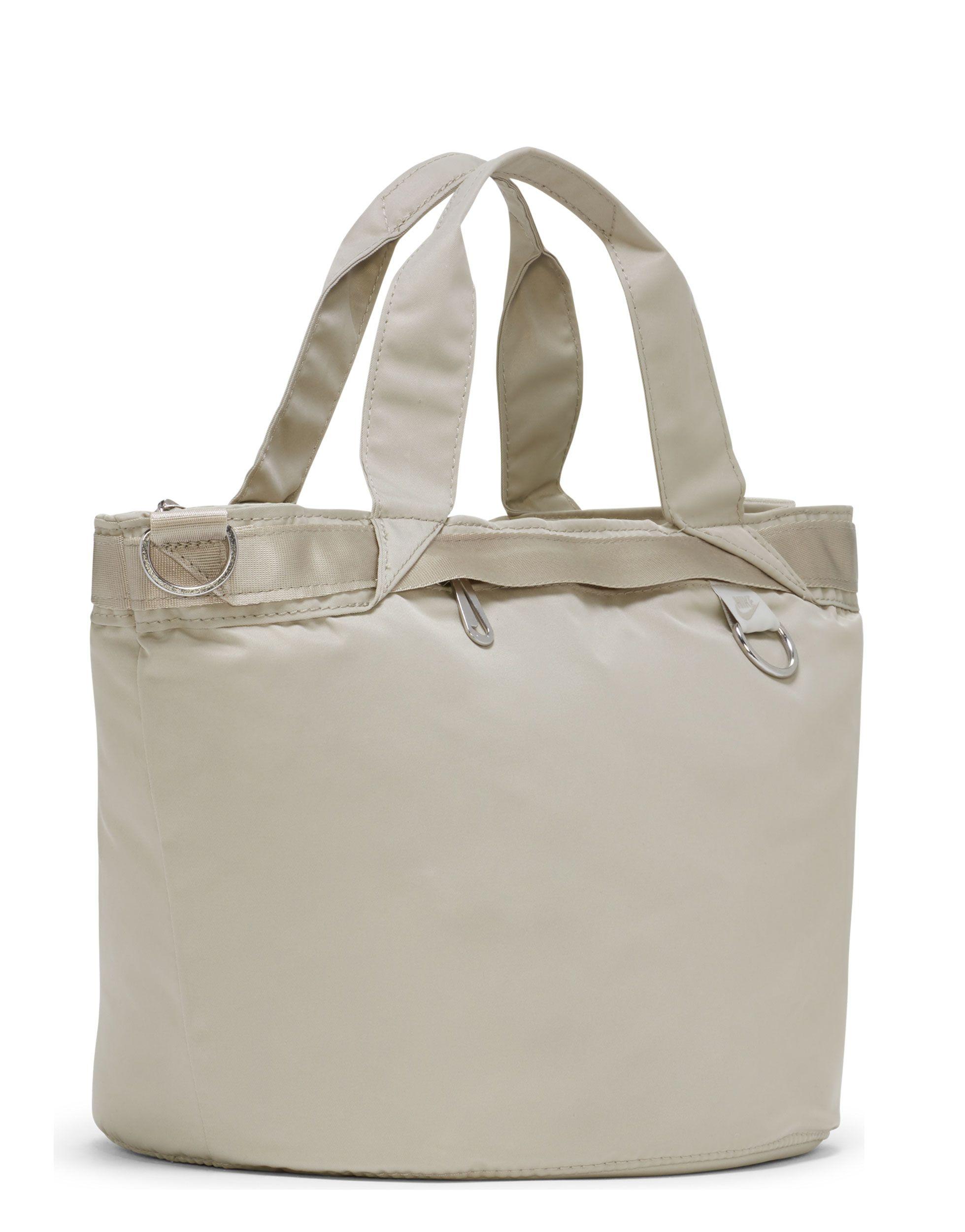 nike sportswear futura luxe tote