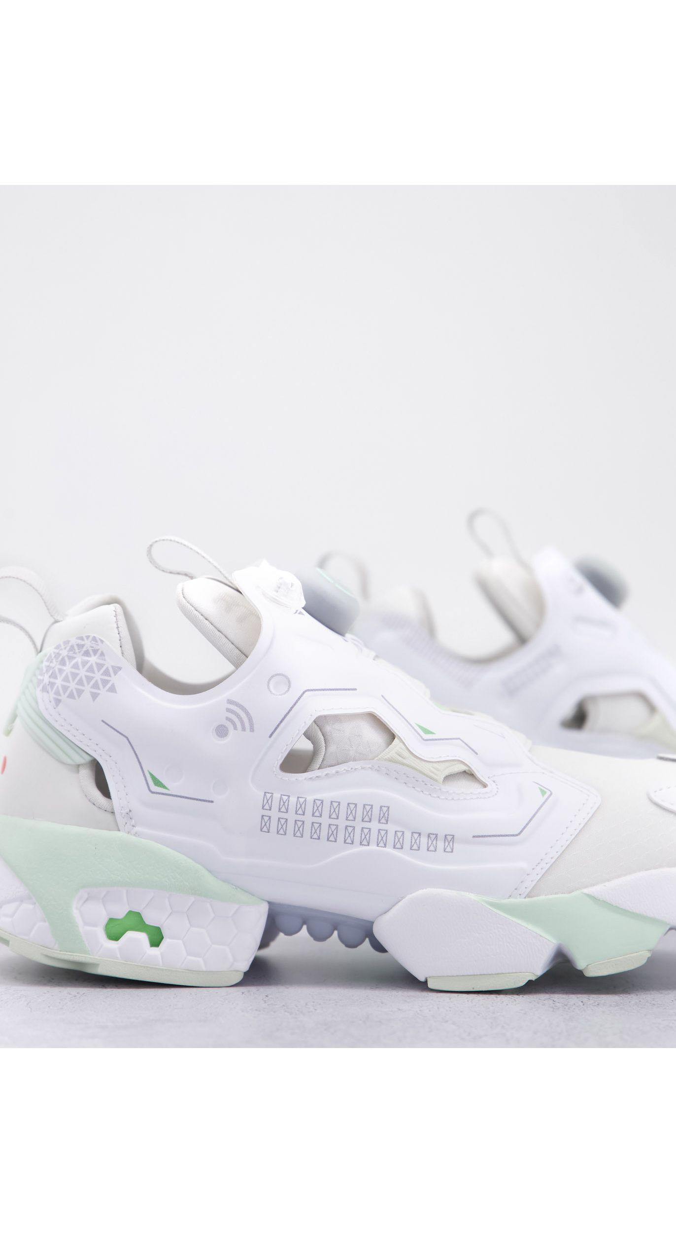 reebok insta pump fury all white