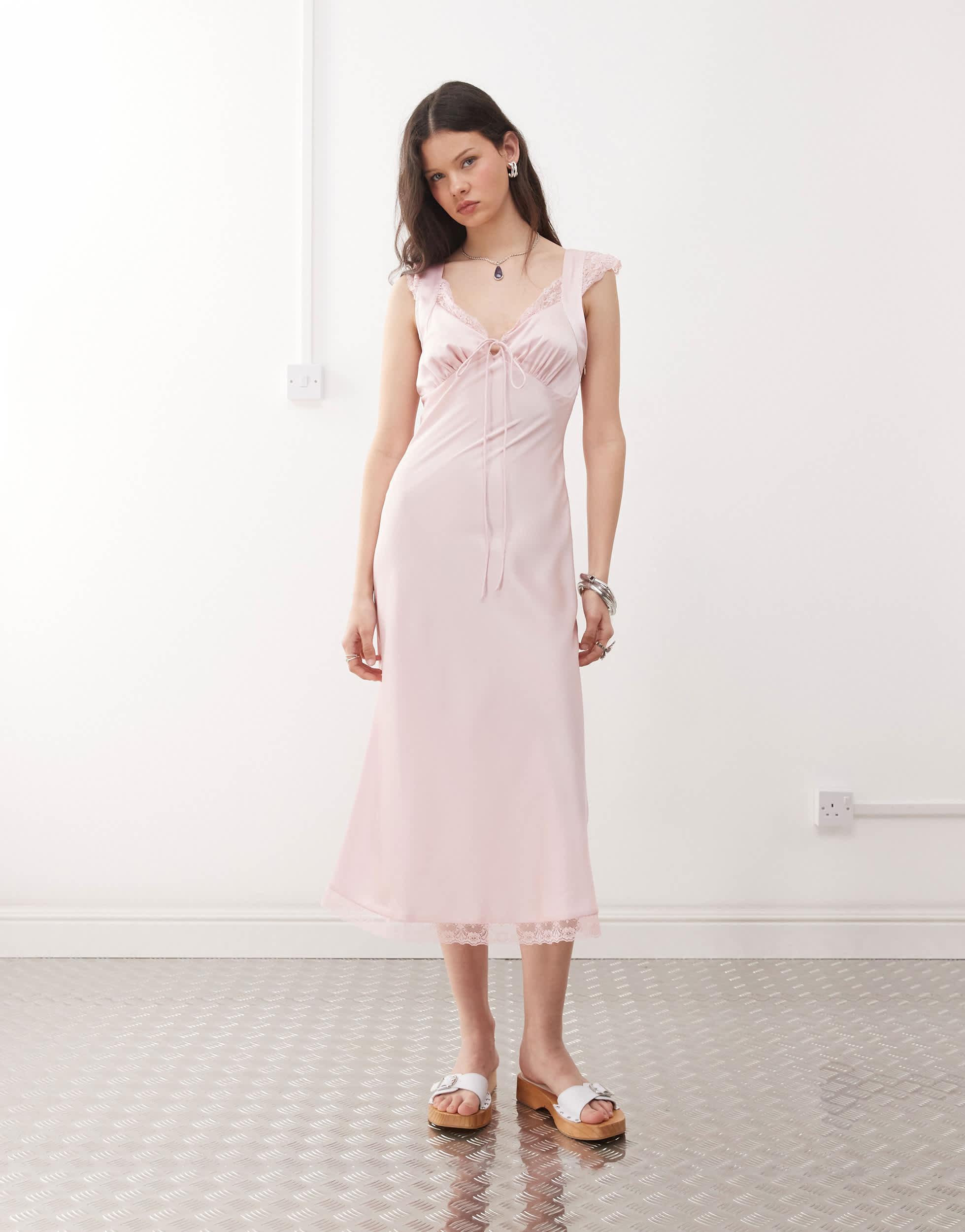Reclaimed Vintage Midi Tea Dress With Lace Inserts in Pink | Lyst