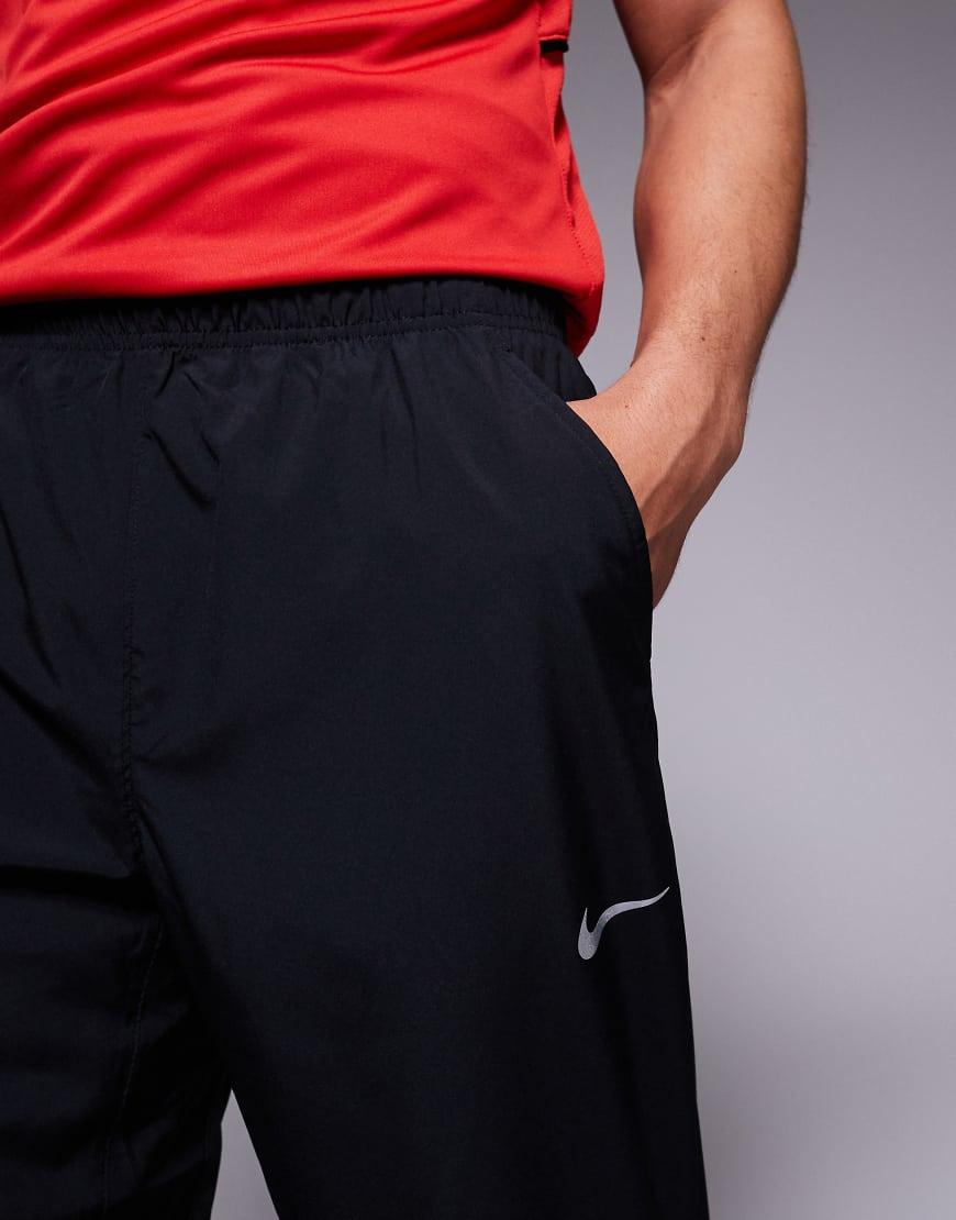 nike tapered fit joggers