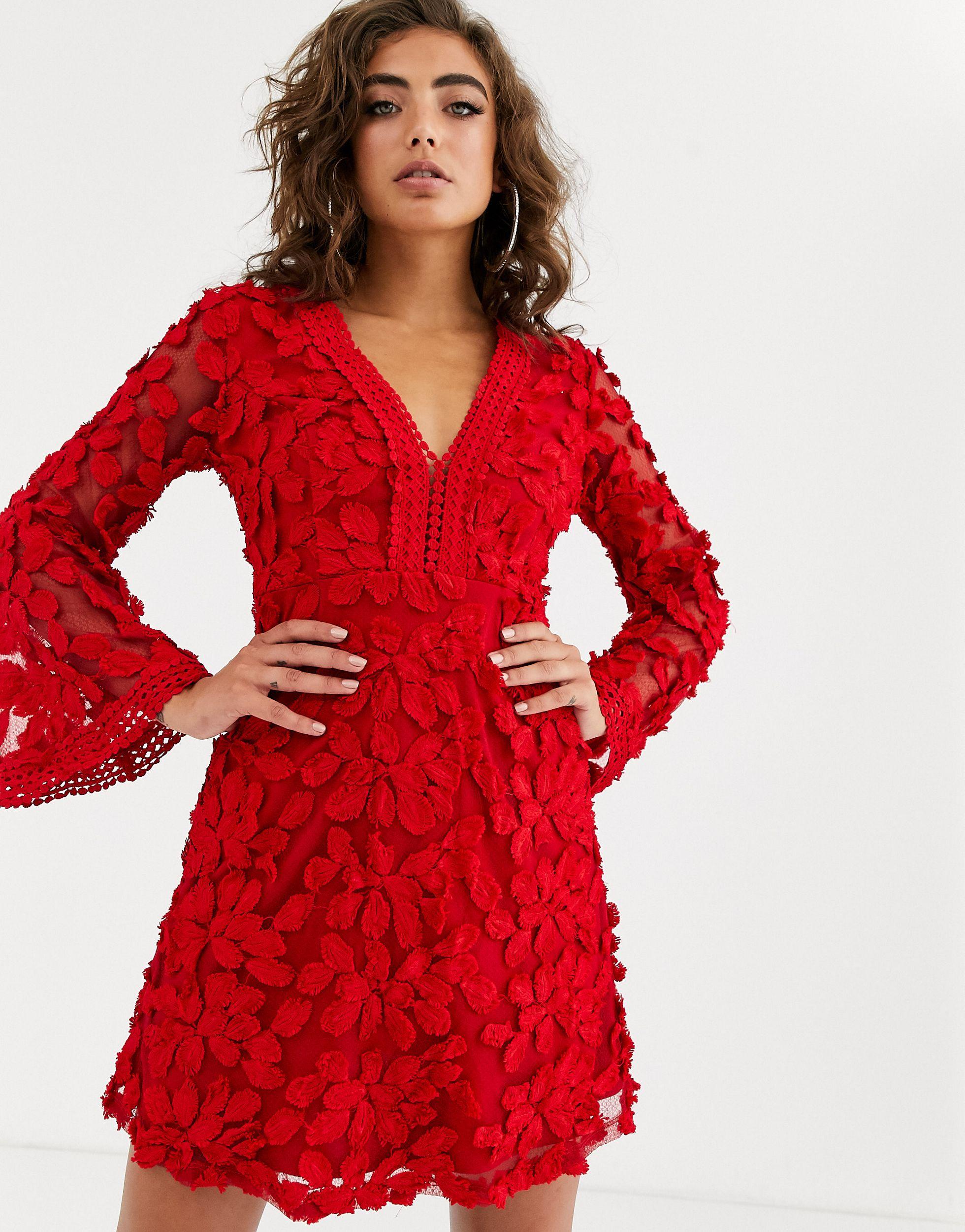Love Triangle Floral Embroide Long Sleeve Dress in Red | Lyst