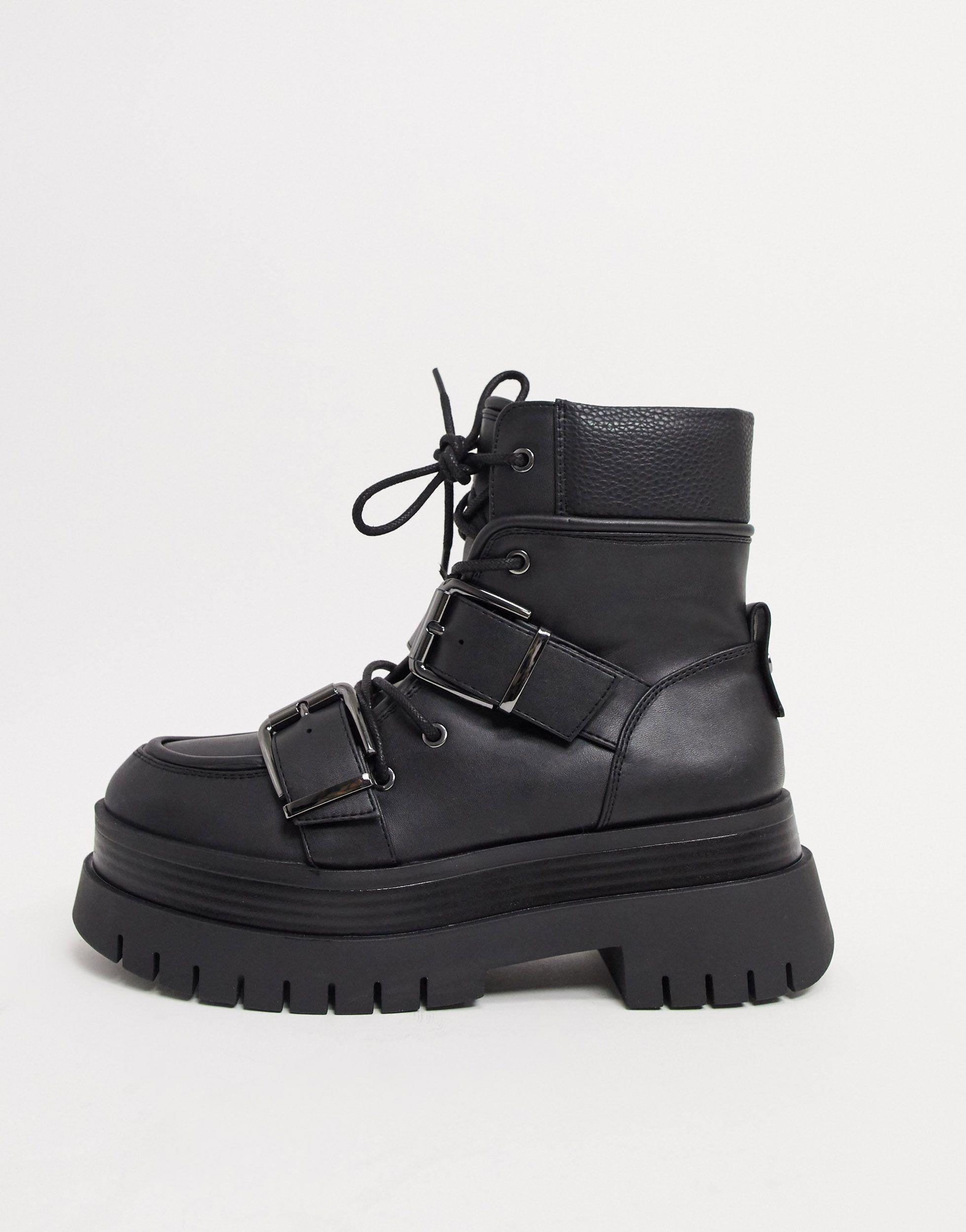 Bershka Buckle Detail Chunky Boots in Black | Lyst