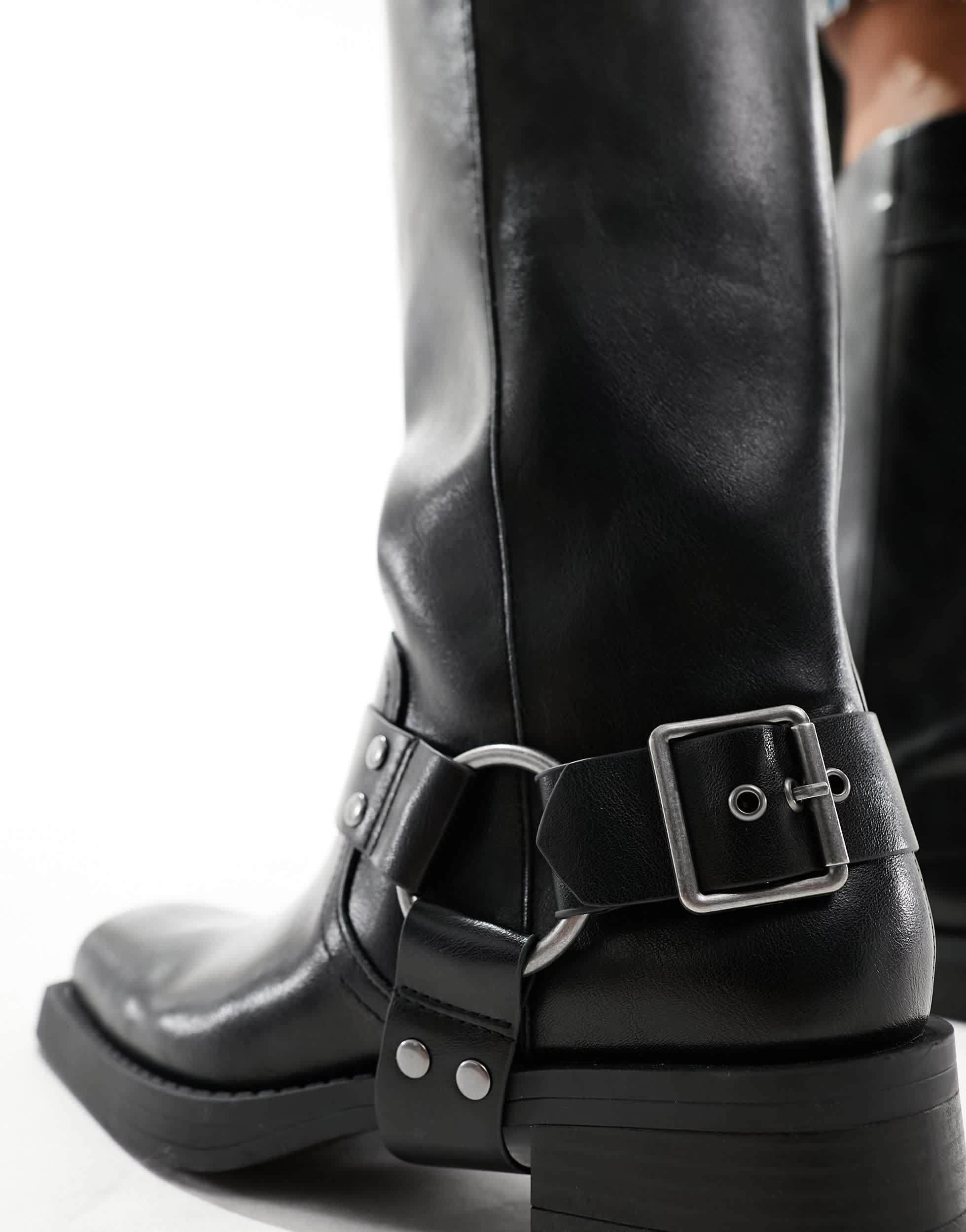 Pull&bear western buckle detail chunky sandals in black deals