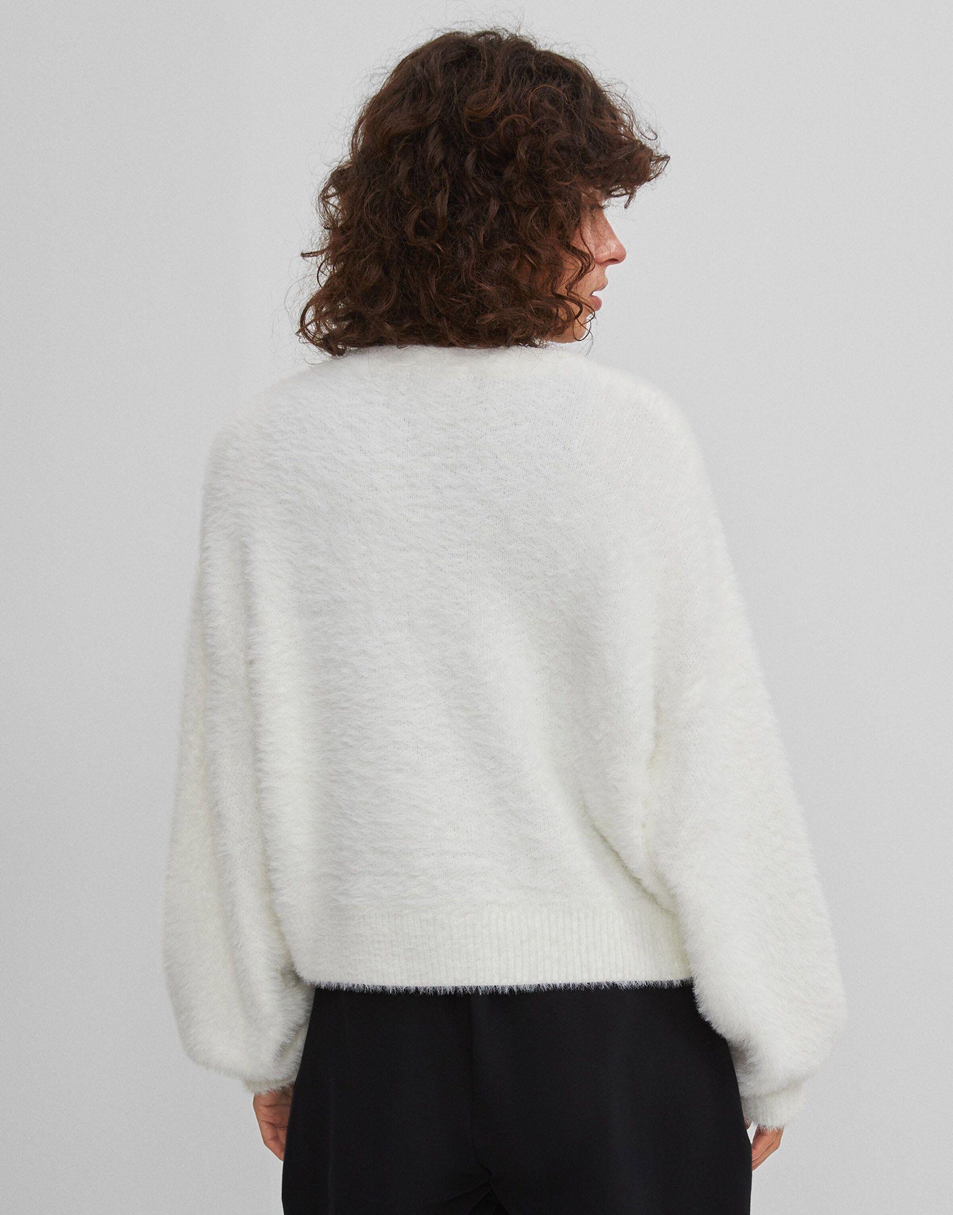 Bershka Fluffy Oversized Cardigan in White | Lyst