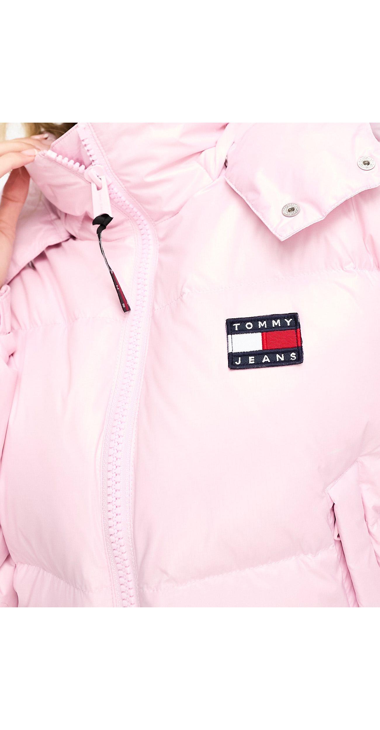 Tommy Hilfiger Cropped Alaska Puffer Jacket in Pink | Lyst UK