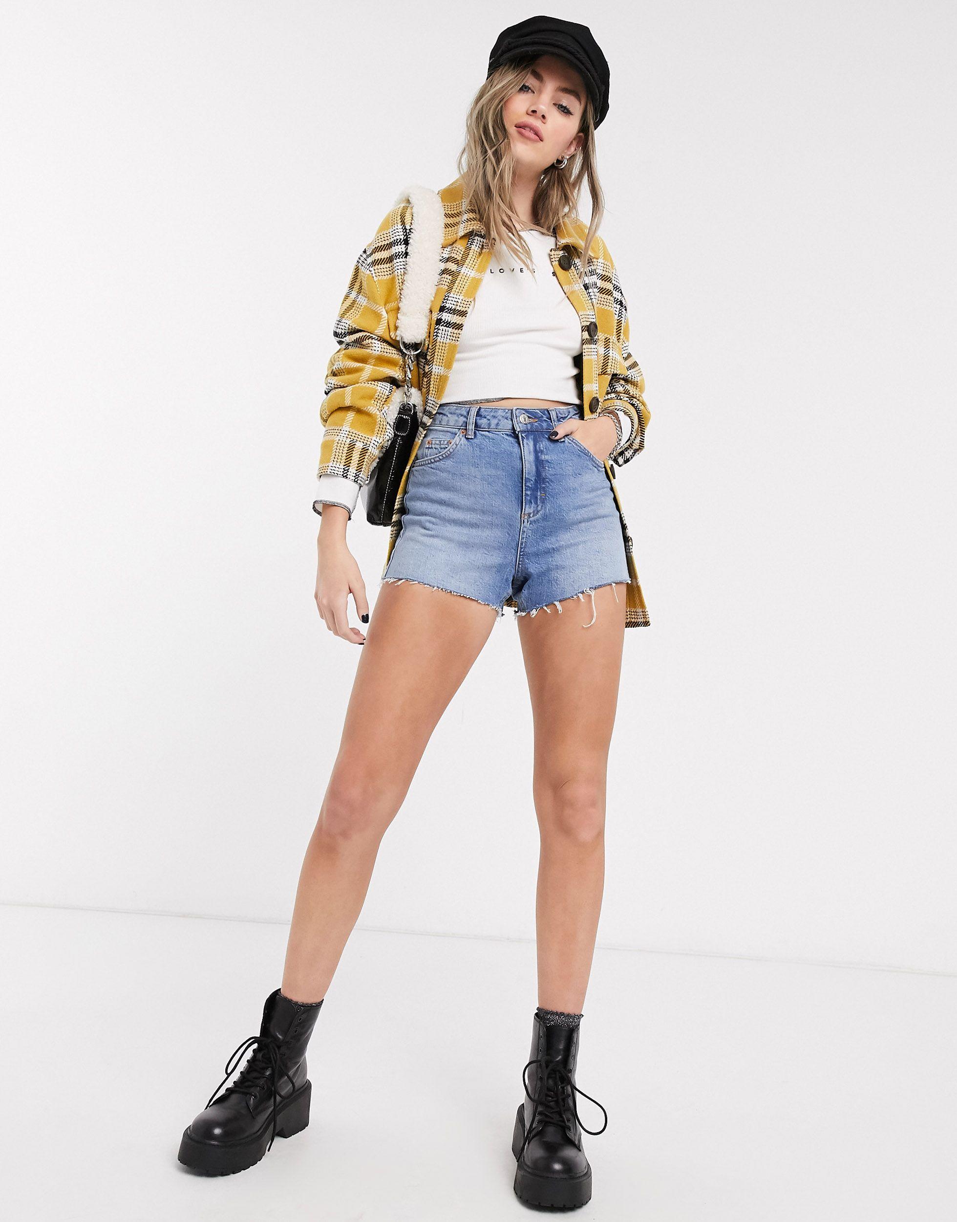 TOPSHOP Mom Denim Shorts in Mid Wash 