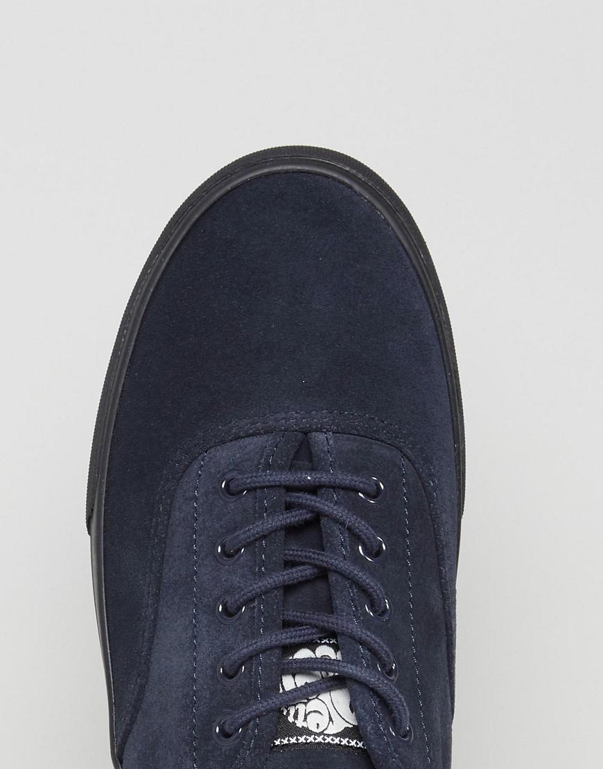 pretty green plimsolls