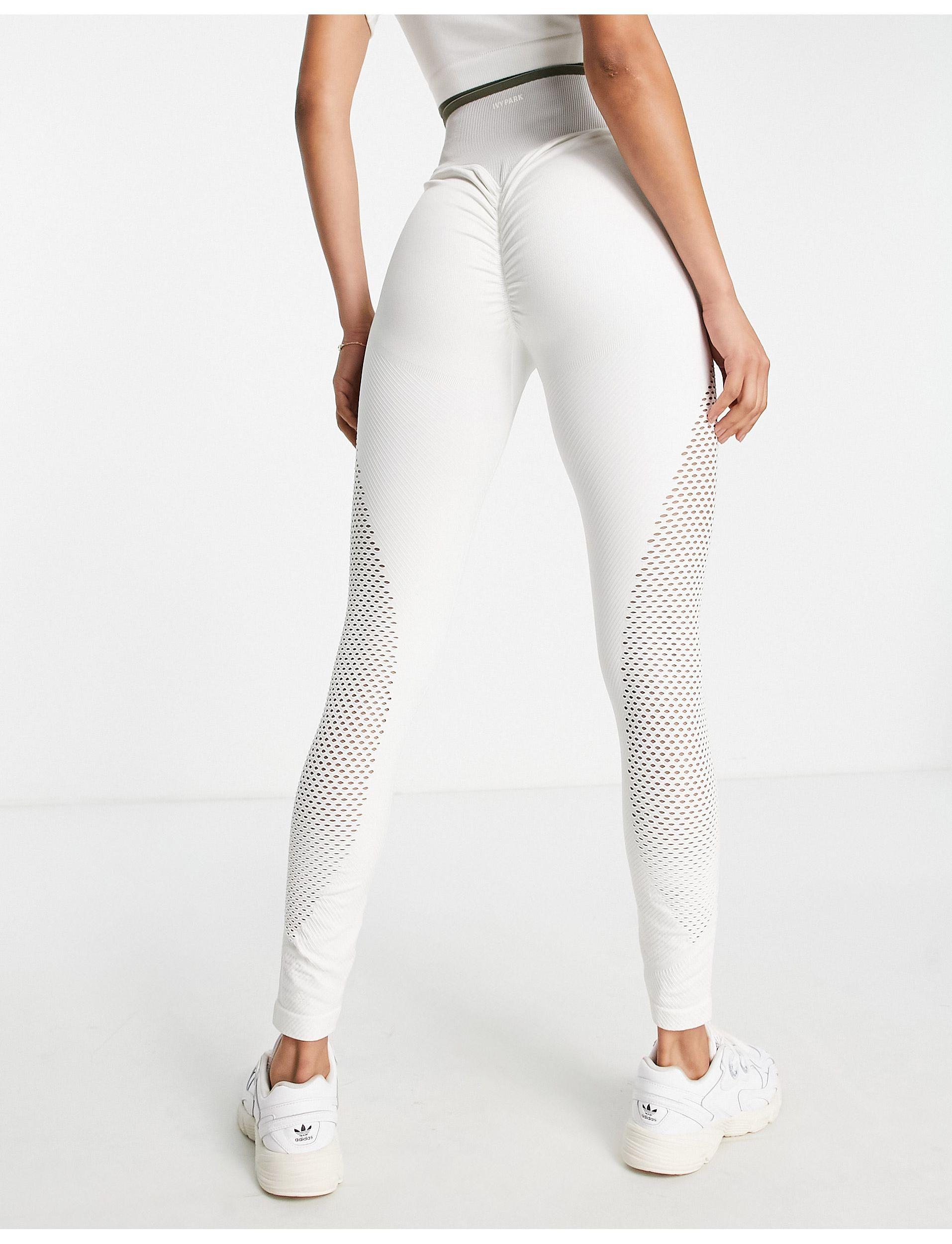 toespraak Plons staal Ivy Park Adidas Originals X Knit leggings in White | Lyst