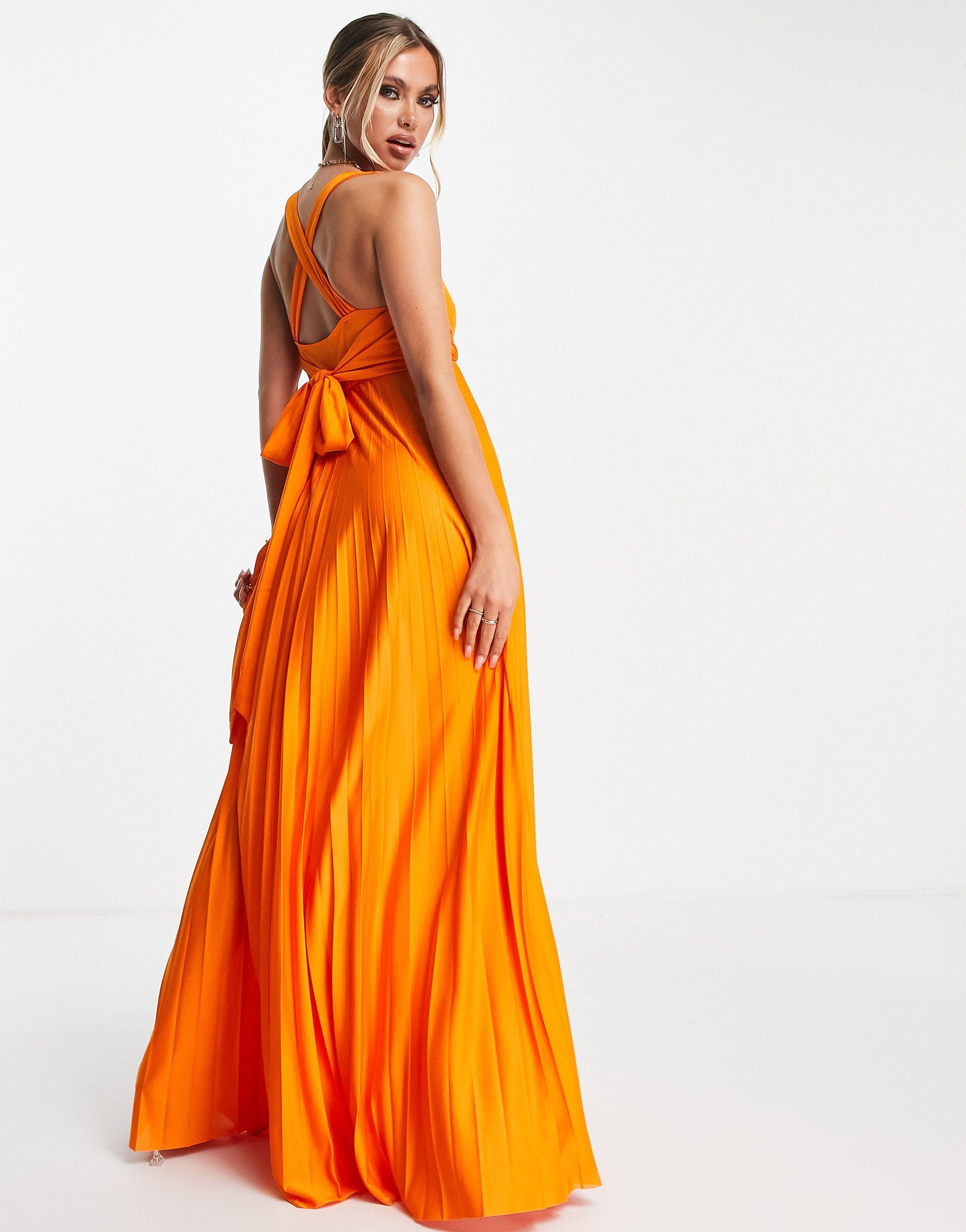 Vestito lungo a pieghe allacciato al collo incrociato sulla schiena con  scollo profondo di ASOS in Arancione | Lyst