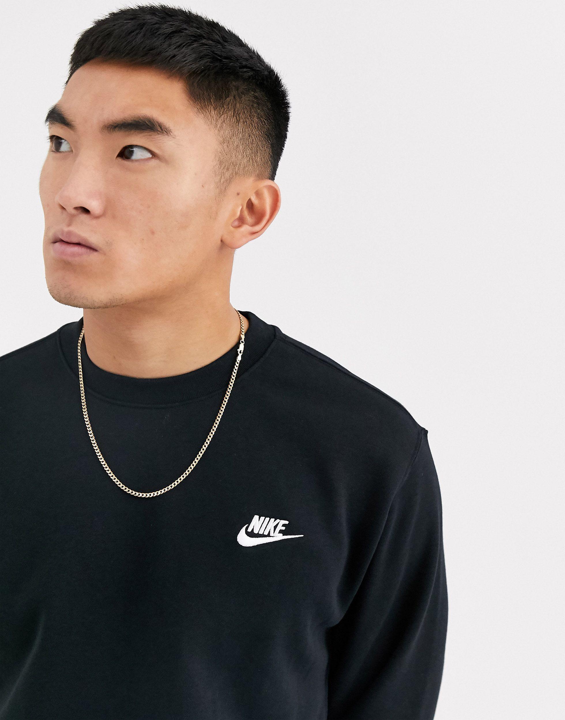 nike club swoosh crew sweatshirt in black