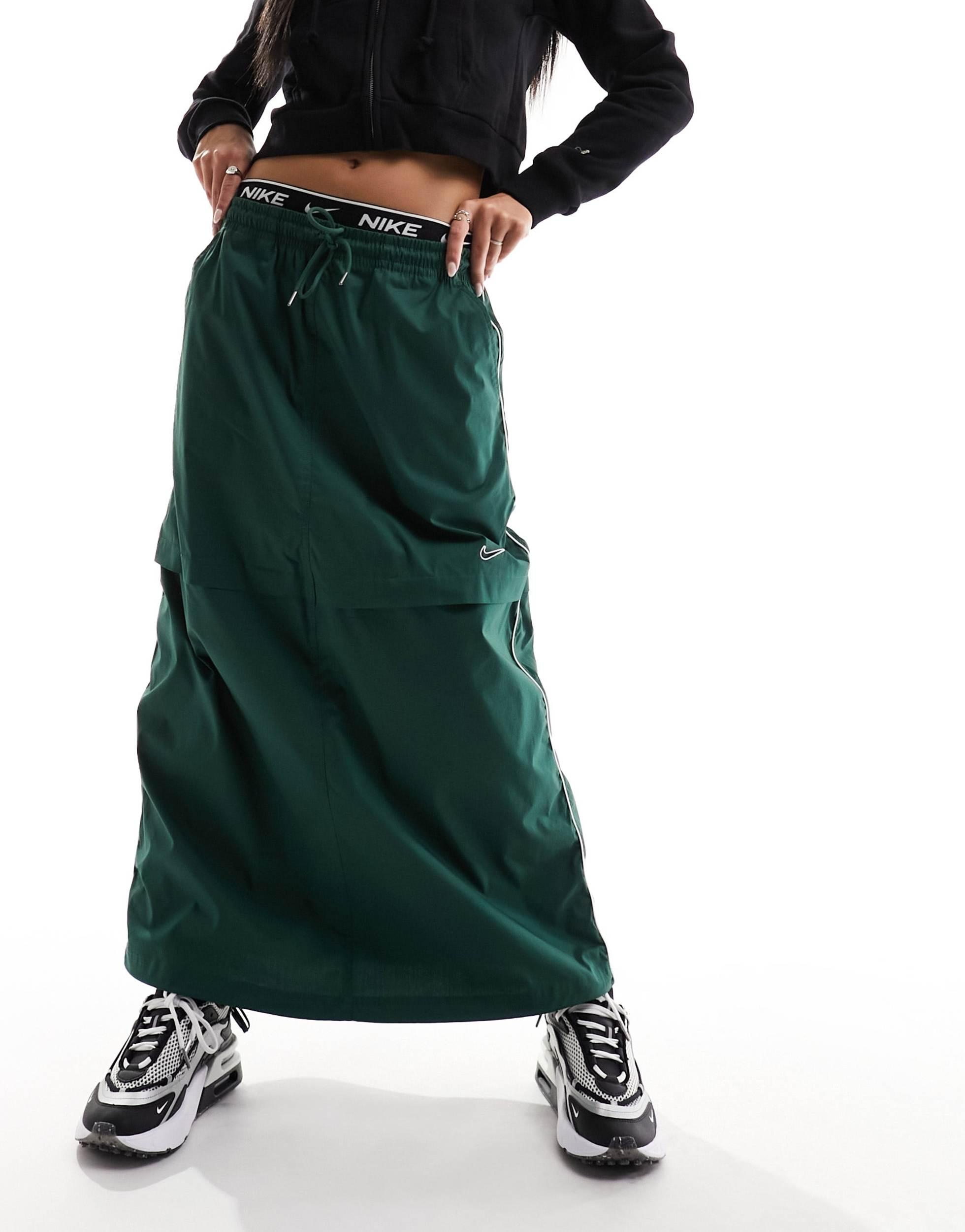 Nike Streetwear Woven Parachute Skirt in Green | Lyst
