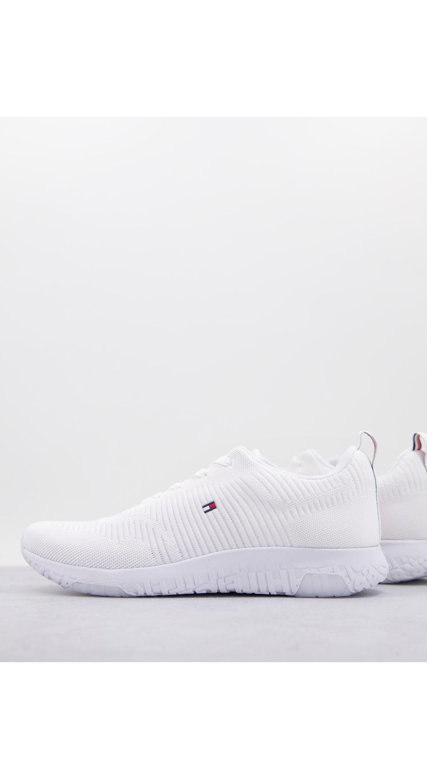 Tommy Hilfiger Knit Runner Sneakers With Small Flag Logo in White for Men |  Lyst Australia