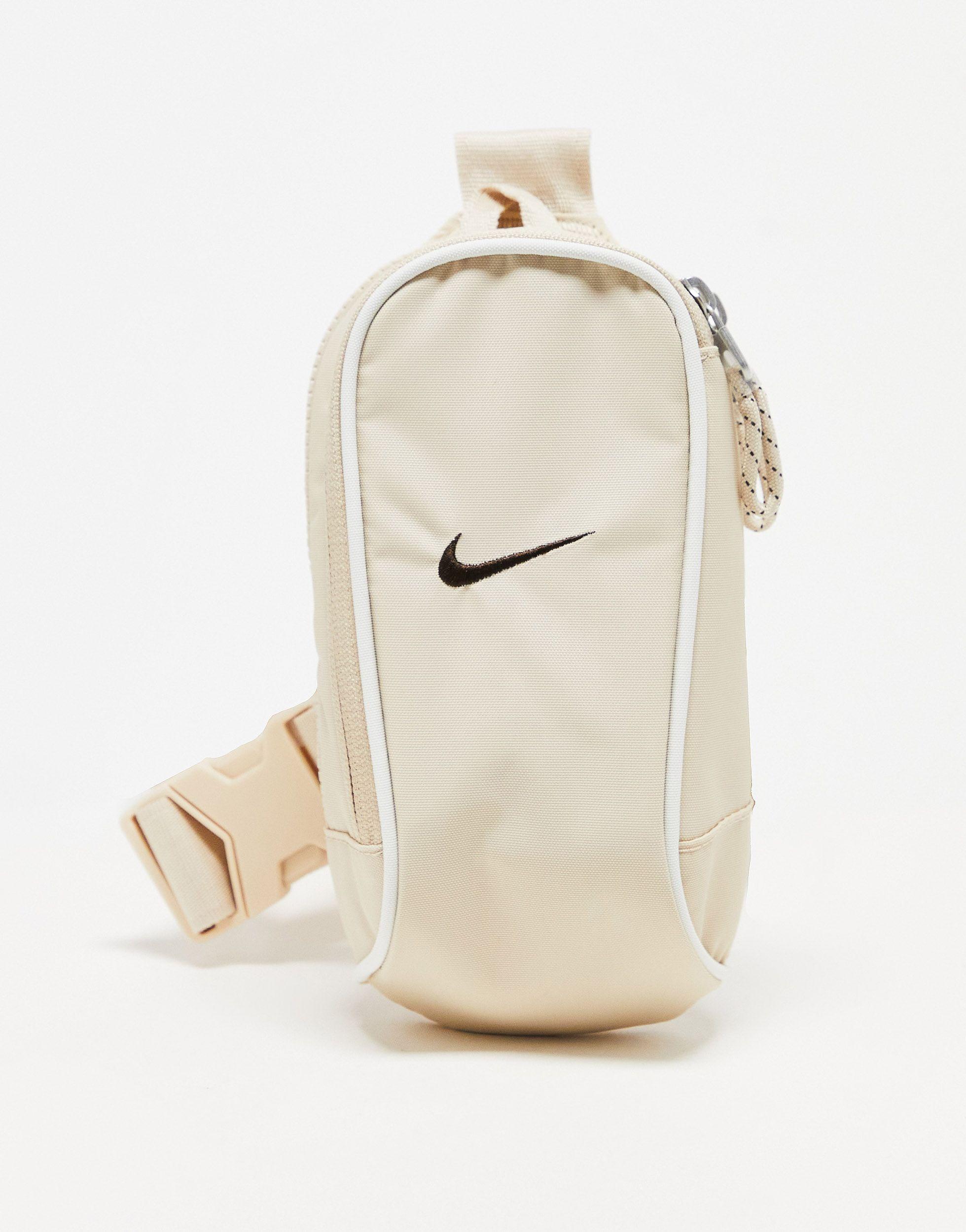 Nike Basketball Essentials Cross-Body Bag (1L)