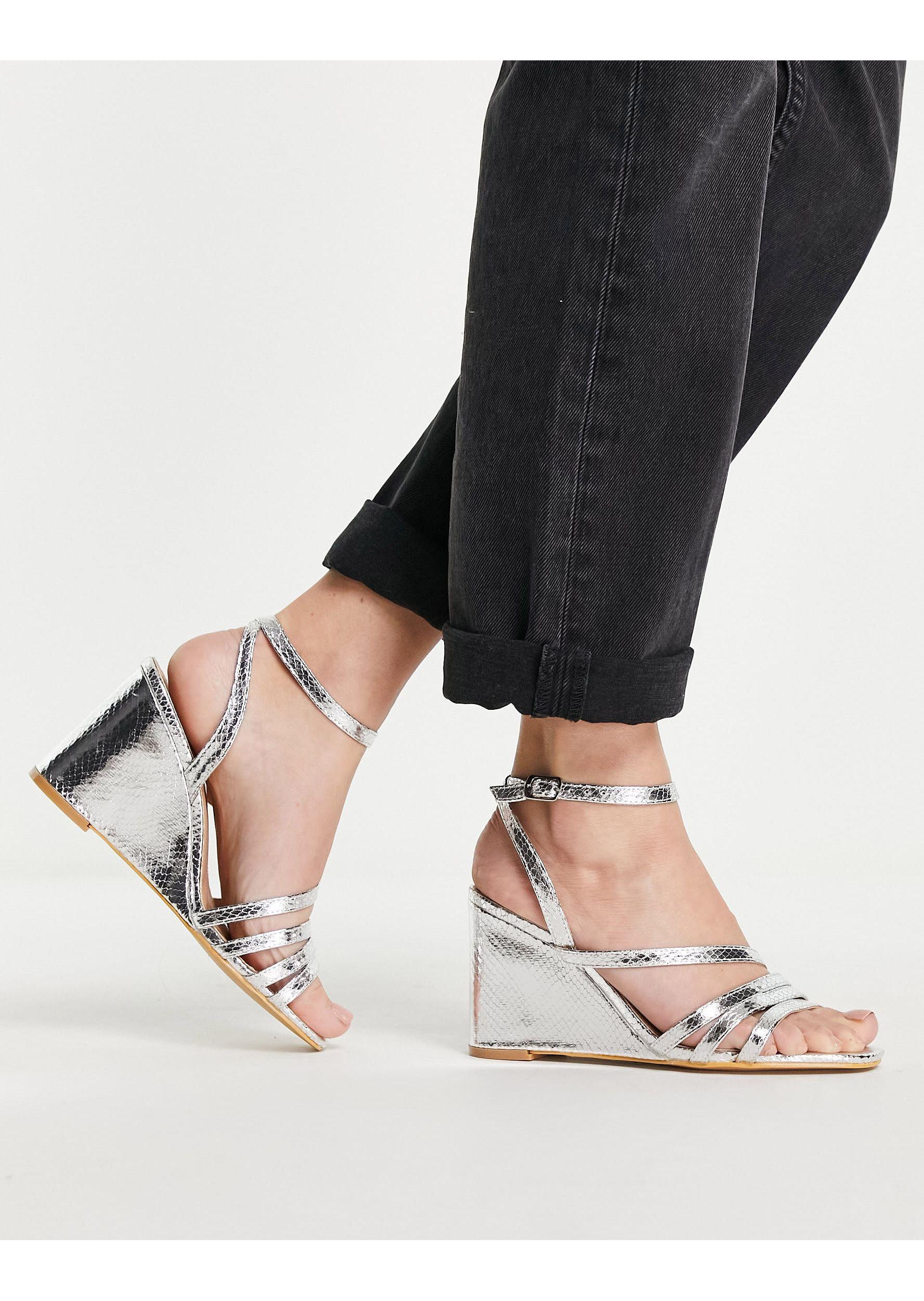 Simply store be wedges