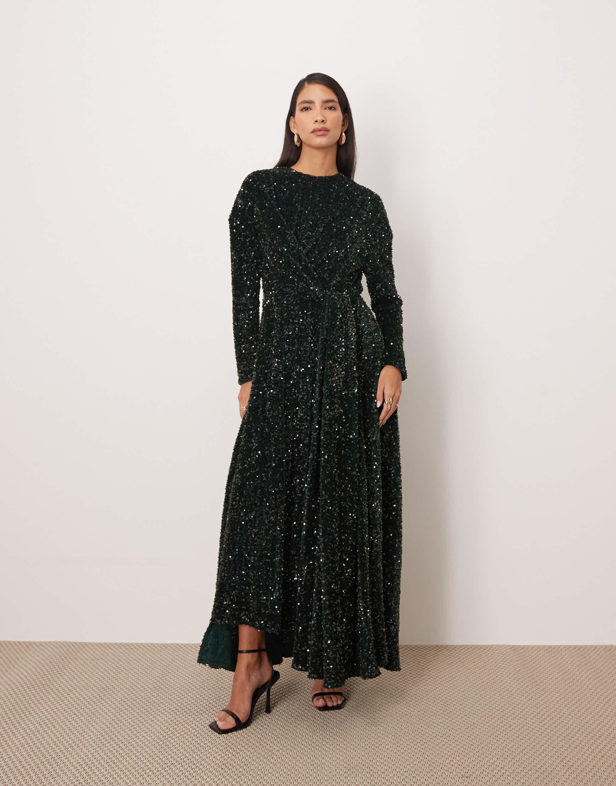 ARRANGE All Over Sequin Long Sleeve Maxi Dress in Black | Lyst ARRANGE All Over Sequin Long Sleeve Maxi Dress in Black | Lyst