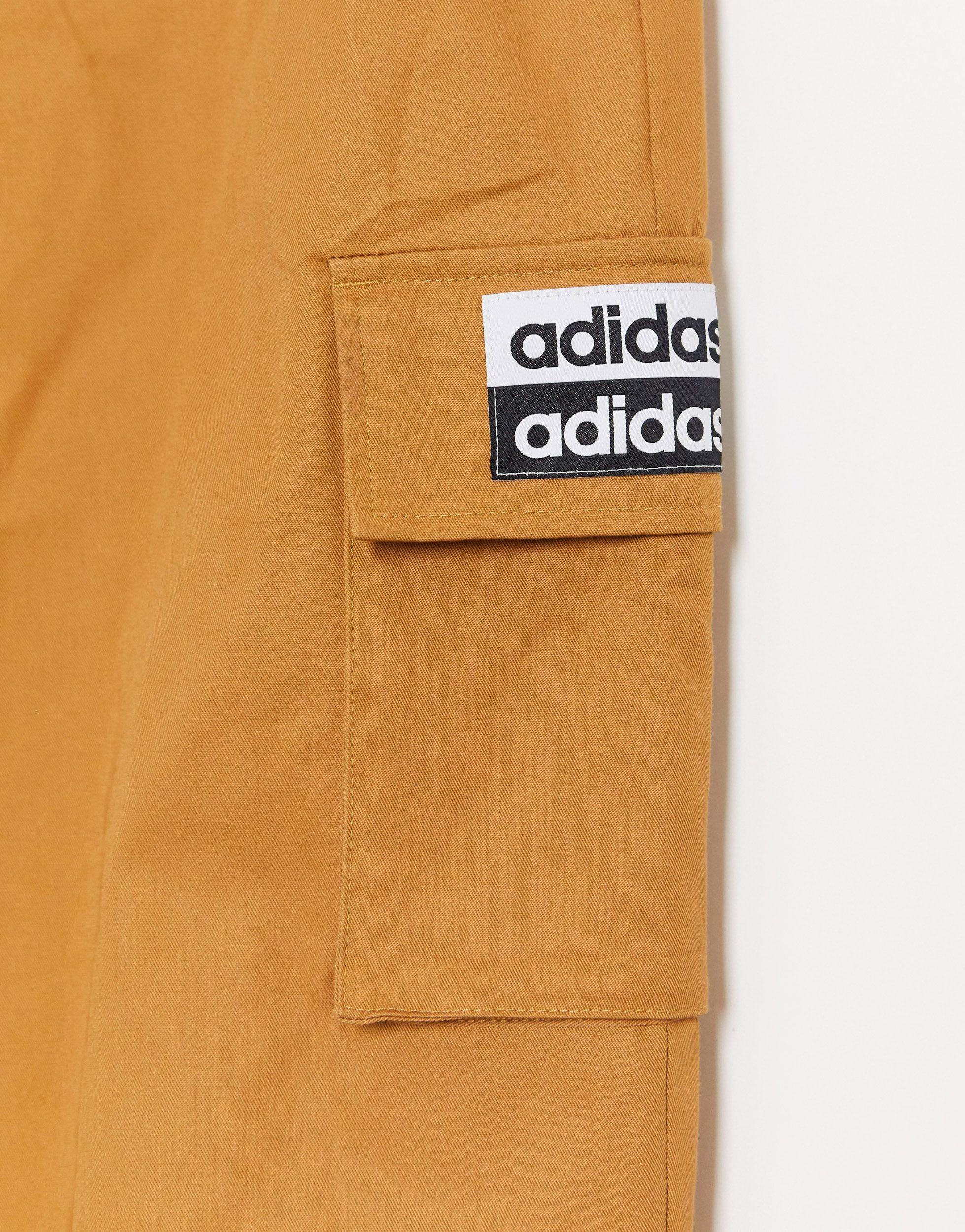 RYV - Pantaloni cargo marroni di adidas Originals in Marrone - Lyst